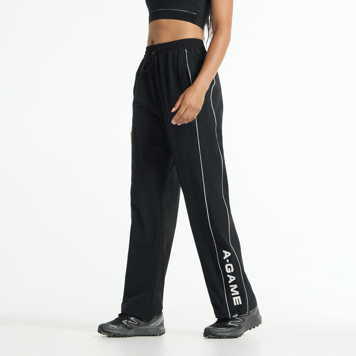 Women's Woven Joggers - Black