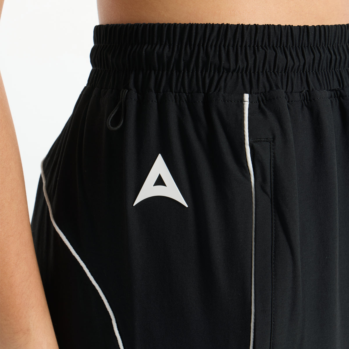 Women's Woven Joggers - Black