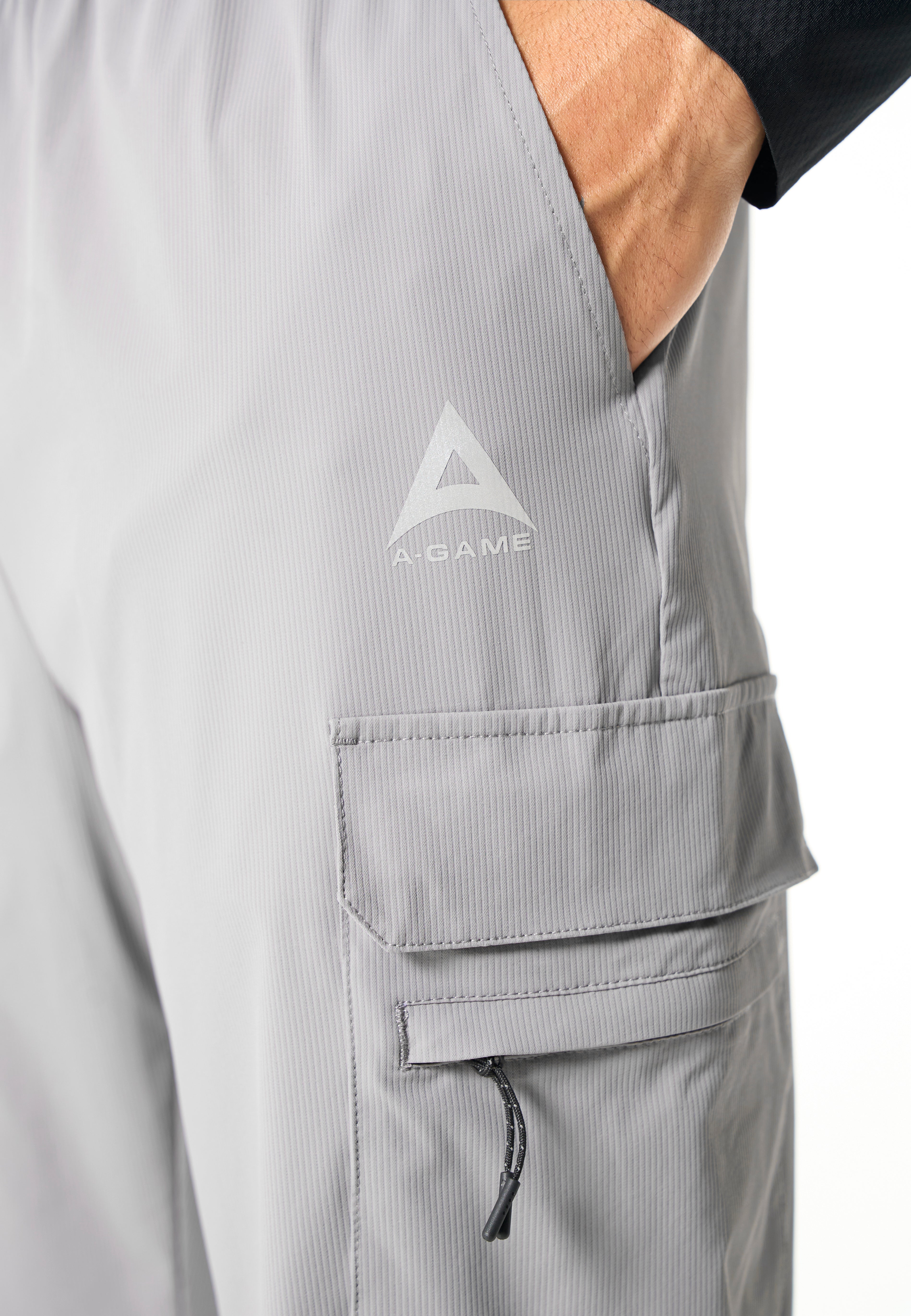 Men's Cargo Zip Pants - Grey / Black