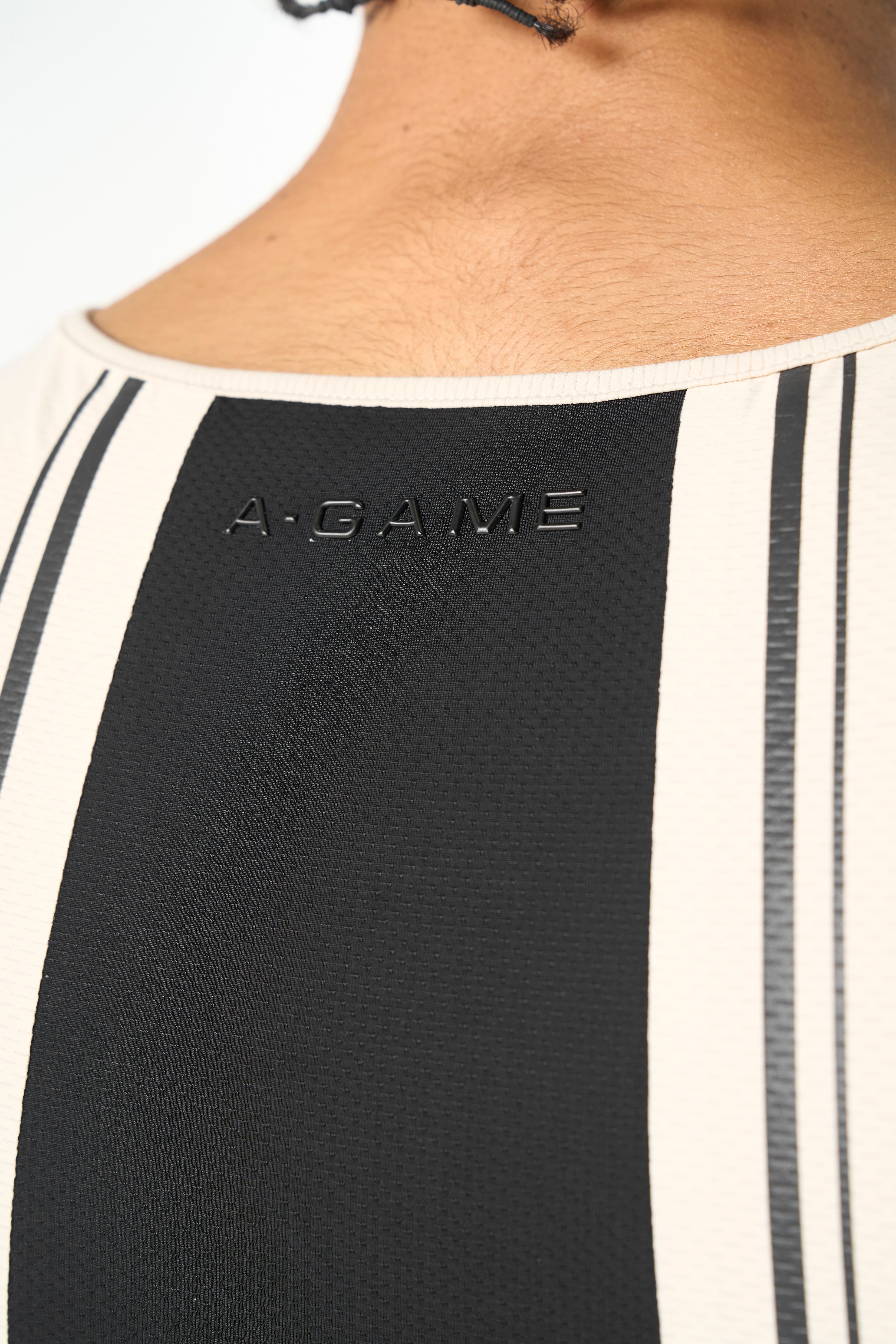 Men's Curved Hem Training Vest - Beige