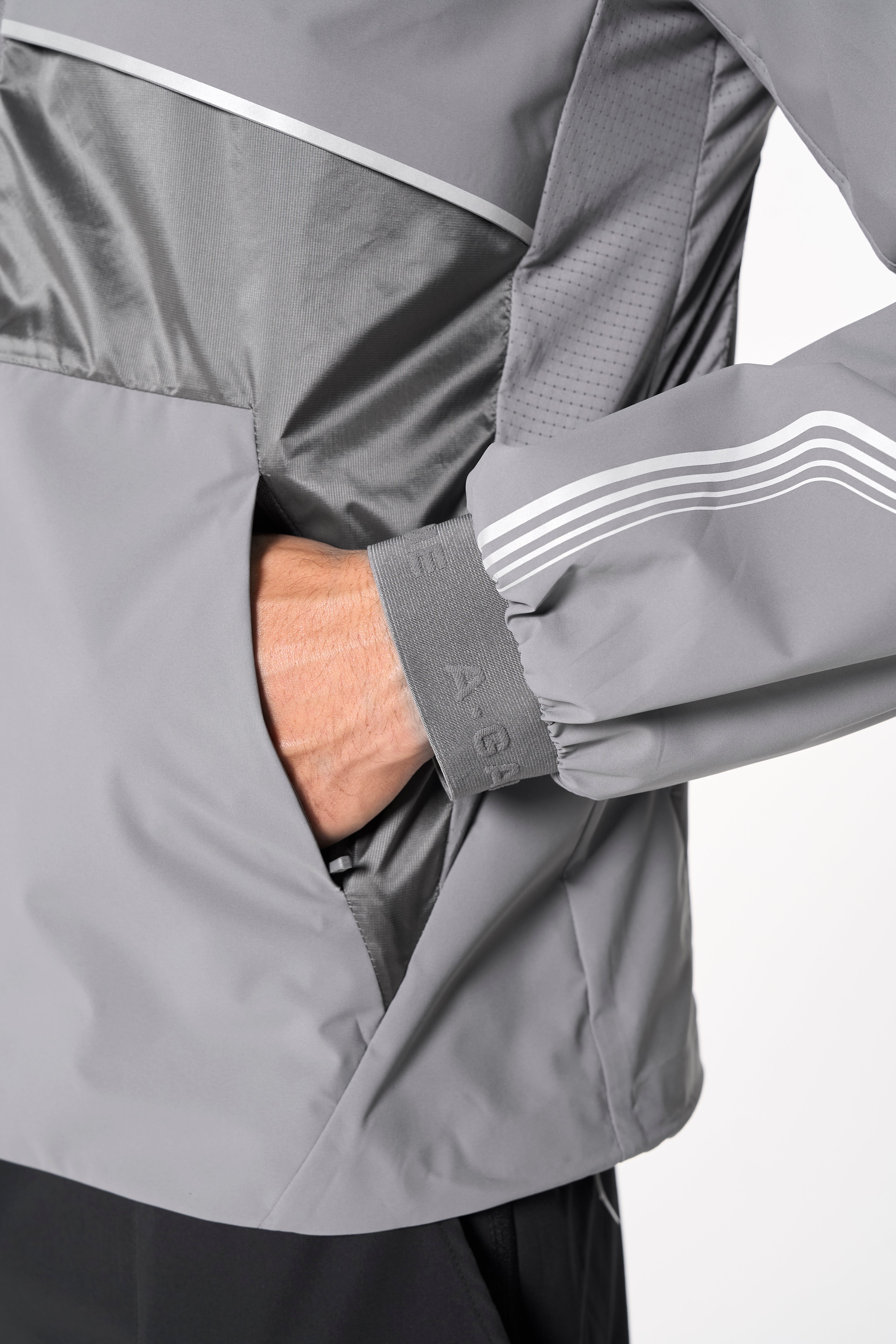 MENS LIGHTWEIGHT WINDBREAKER JACKET - DK GREY