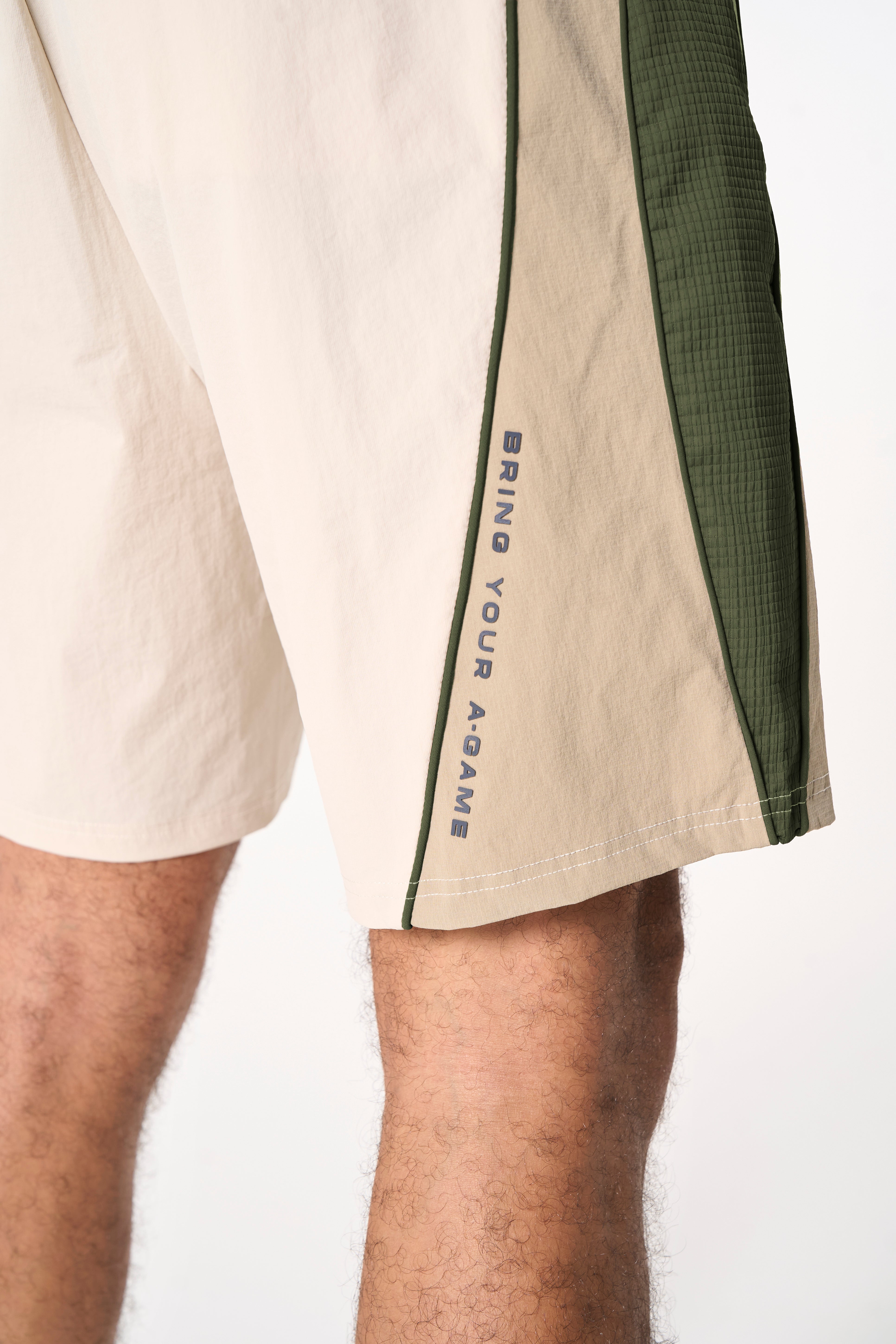 Men's Textured Shorts - Beige / Mid Brown