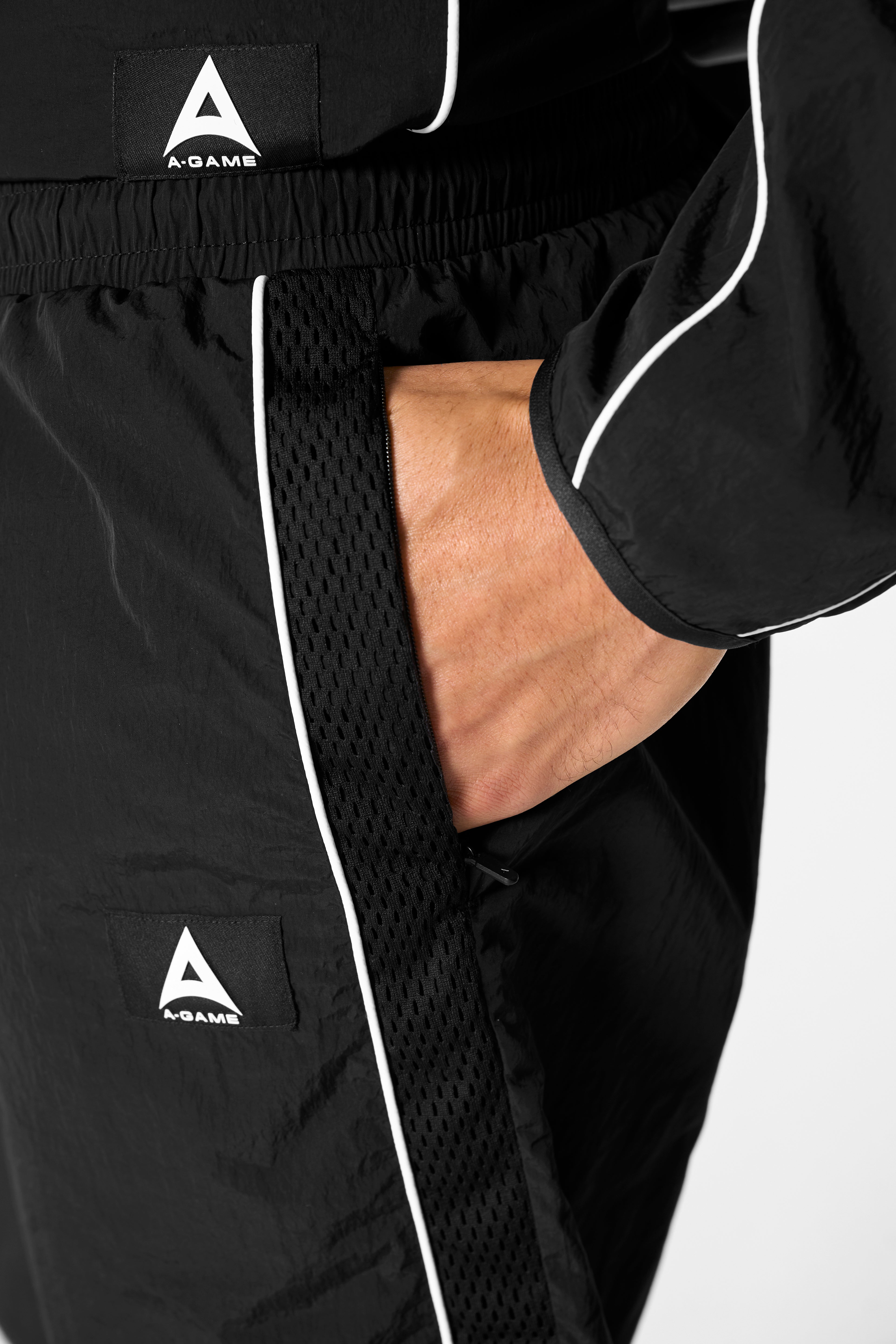 Men's Woven Tech Popper Shorts - Black
