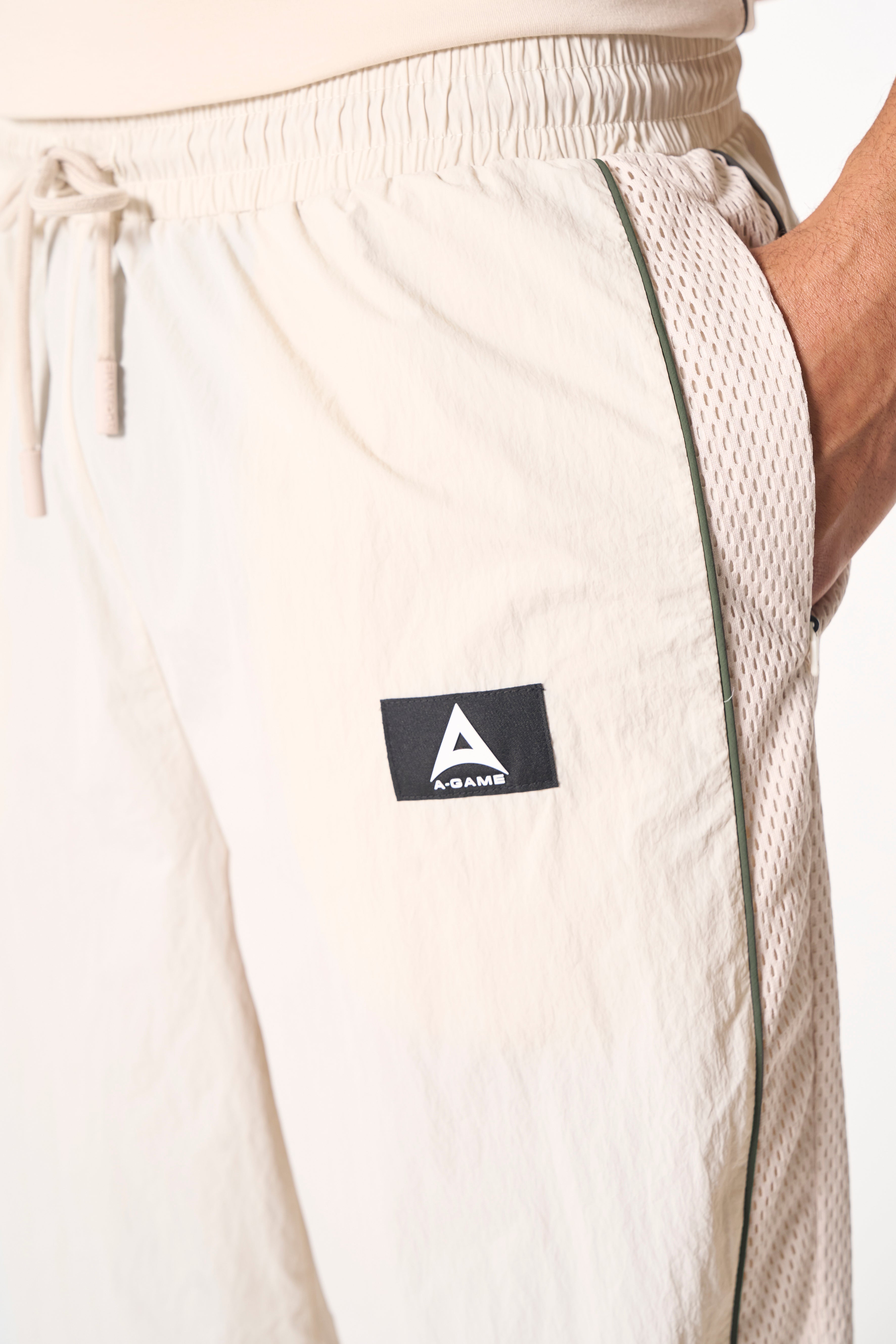 Men's Woven Tech Popper Pants - Beige