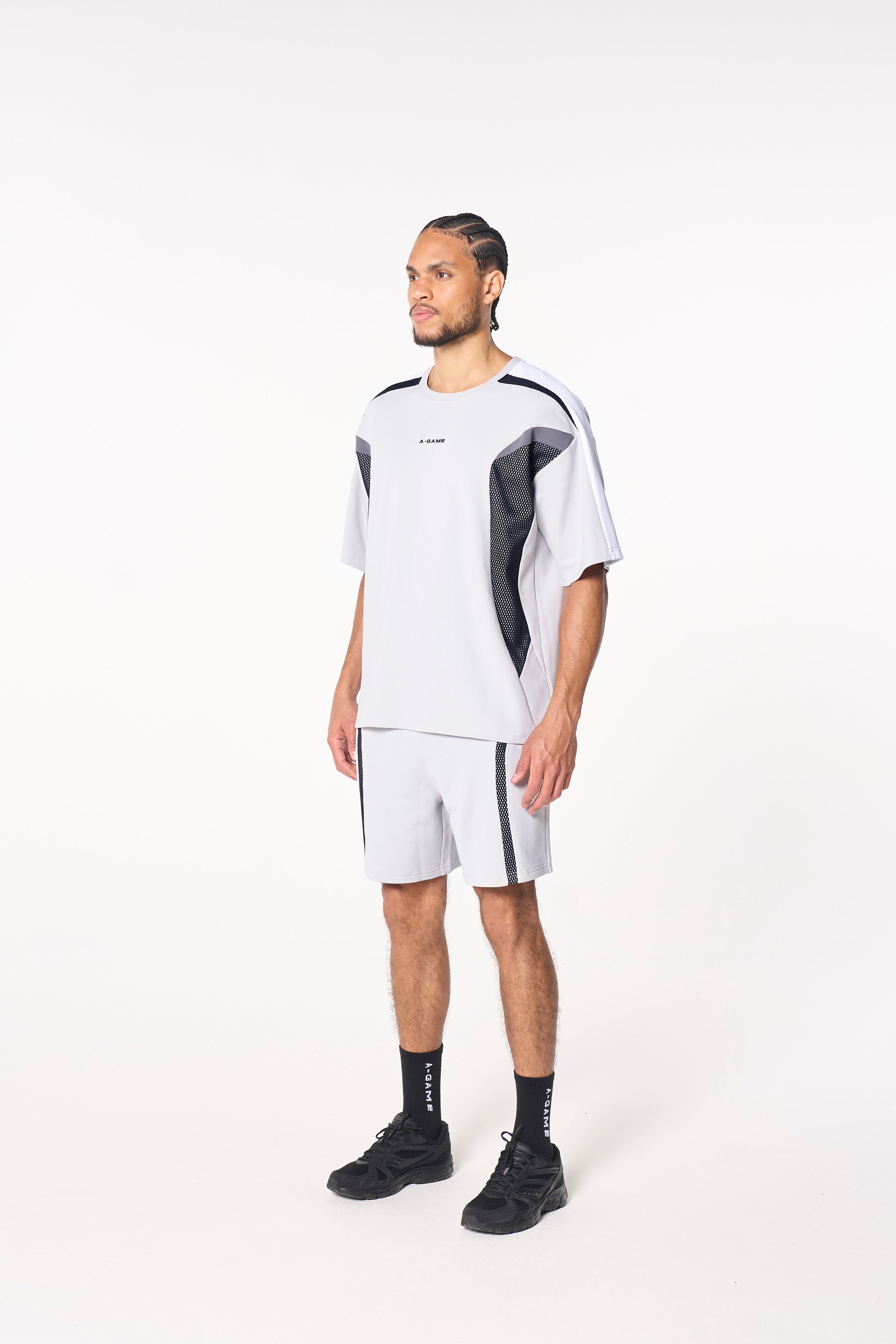 MENS LIFEWEAR PANELLED MESH SPORT T-SHIRT - GREY / BLACK