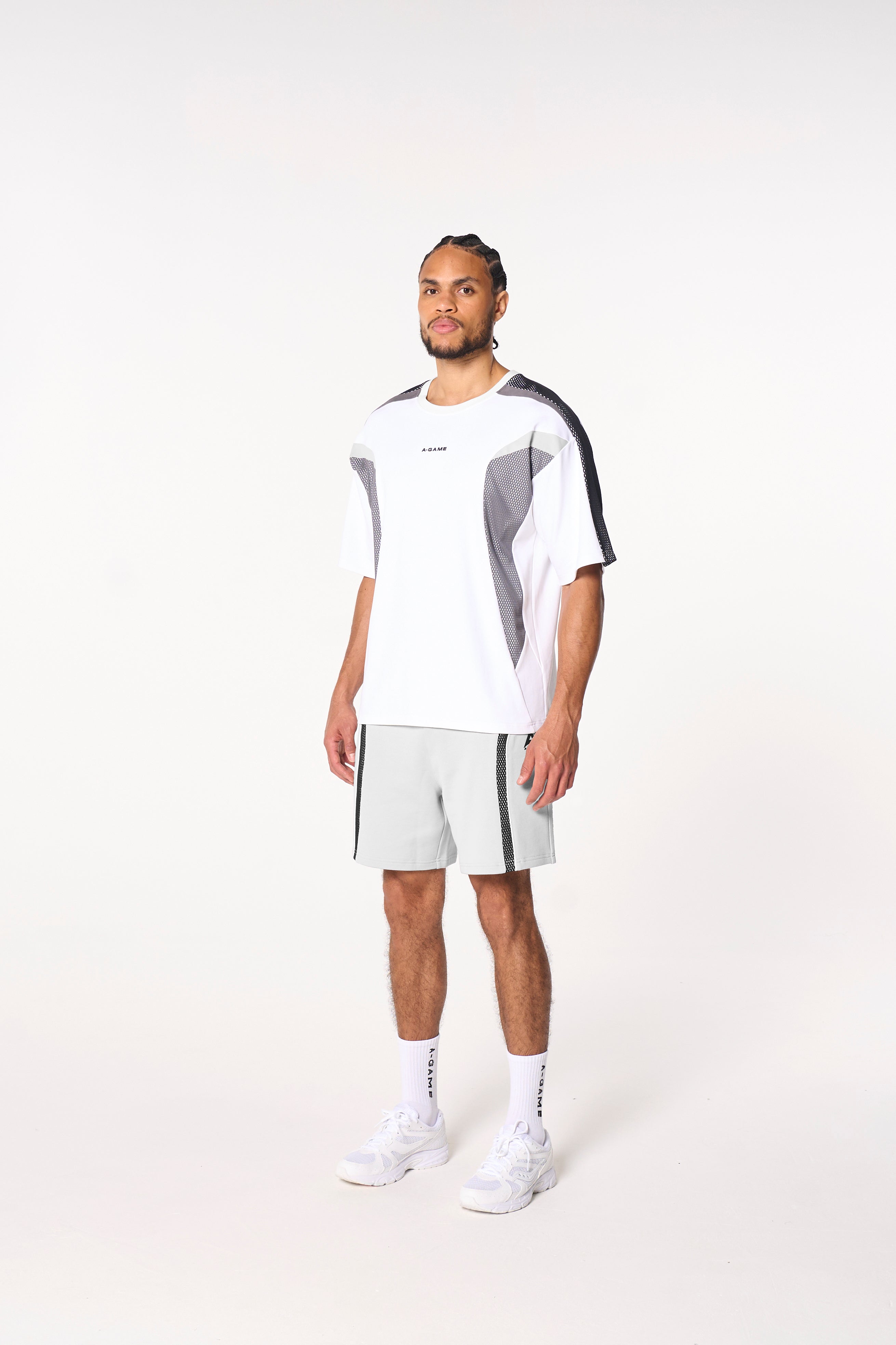 MENS LIFEWEAR PANELLED MESH SPORT T-SHIRT - WHITE / CHARCOAL