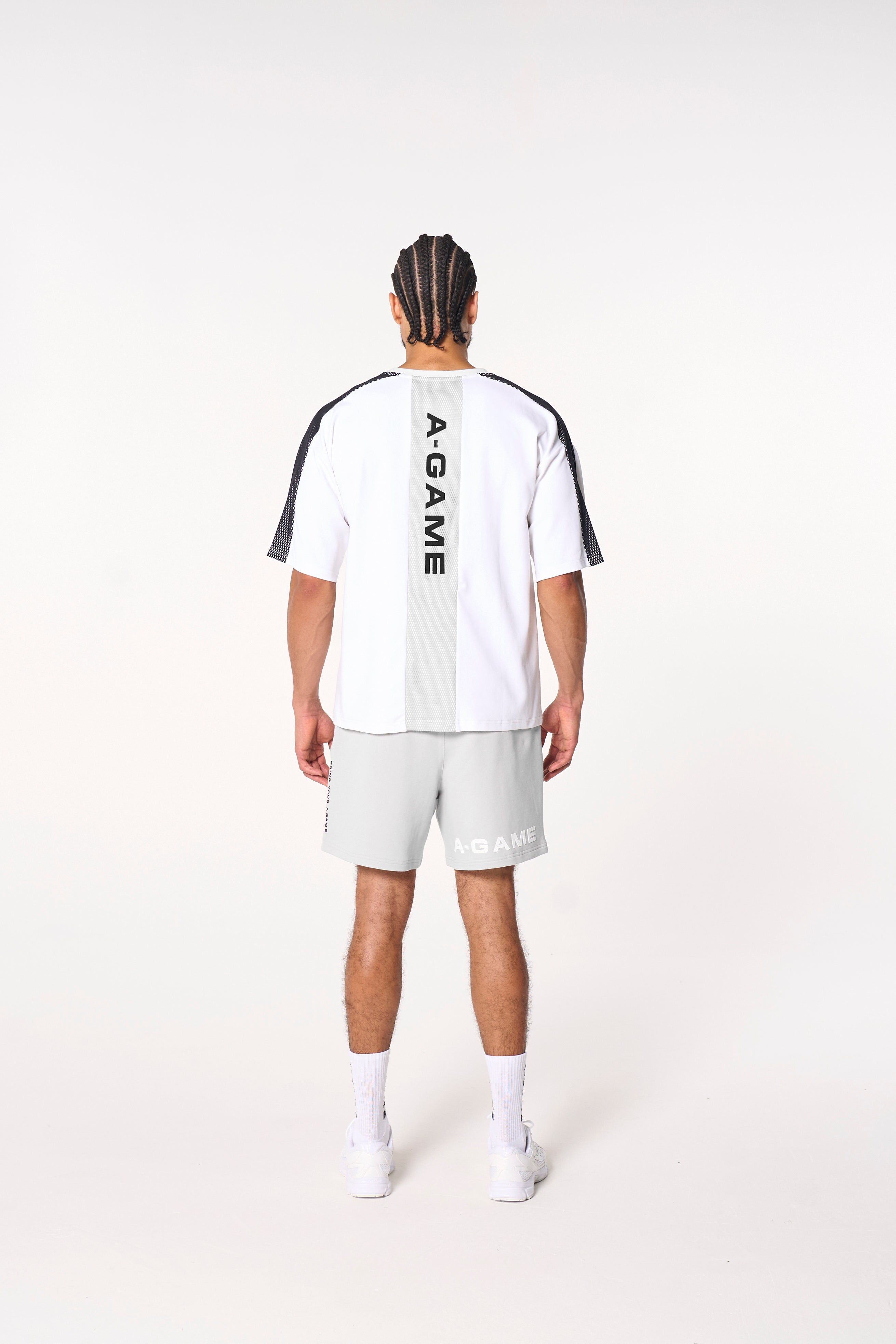 MENS LIFEWEAR PANELLED MESH SPORT T-SHIRT - WHITE / CHARCOAL