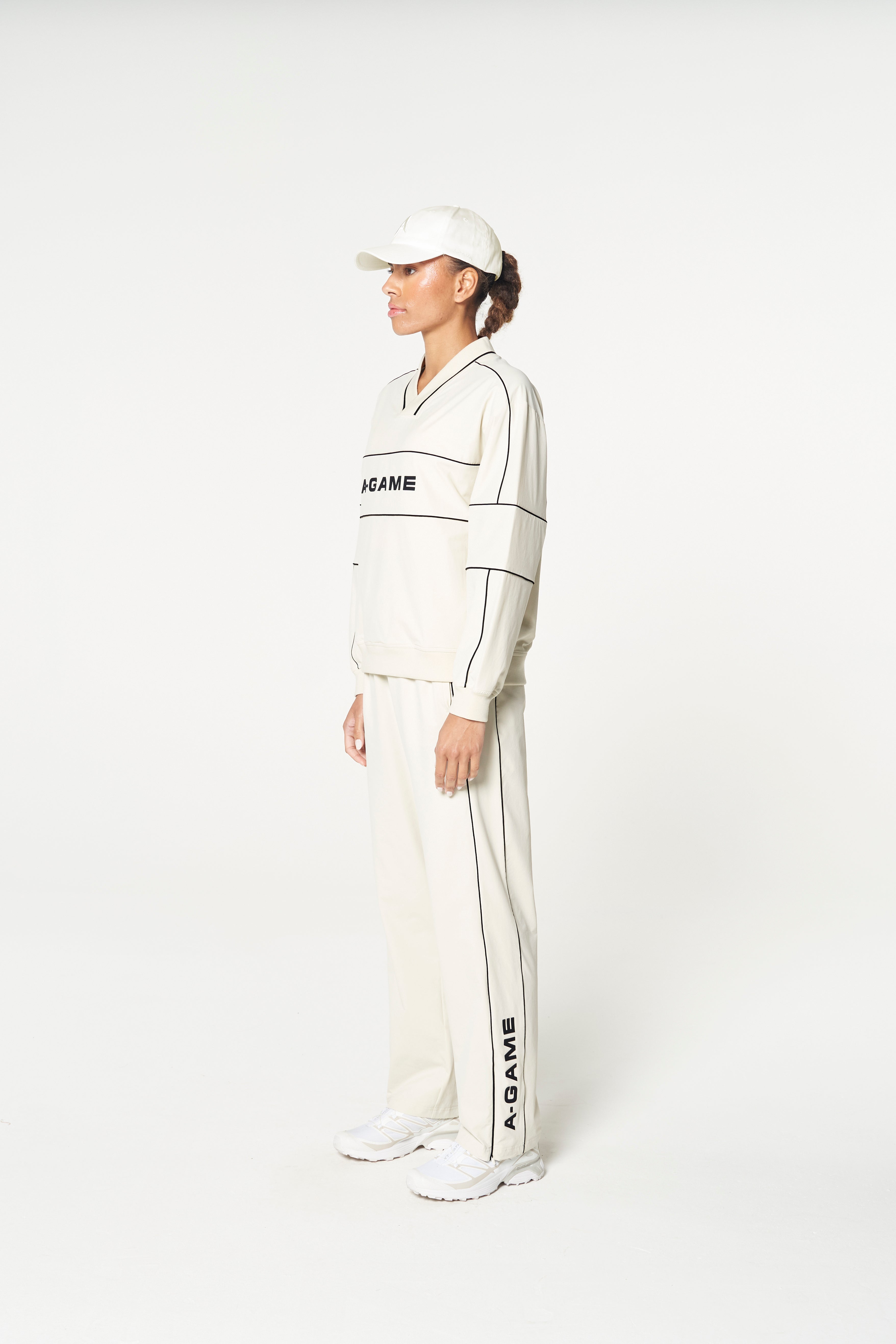 WOMENS LIFEWEAR WOVEN JOGGERS - ECRU