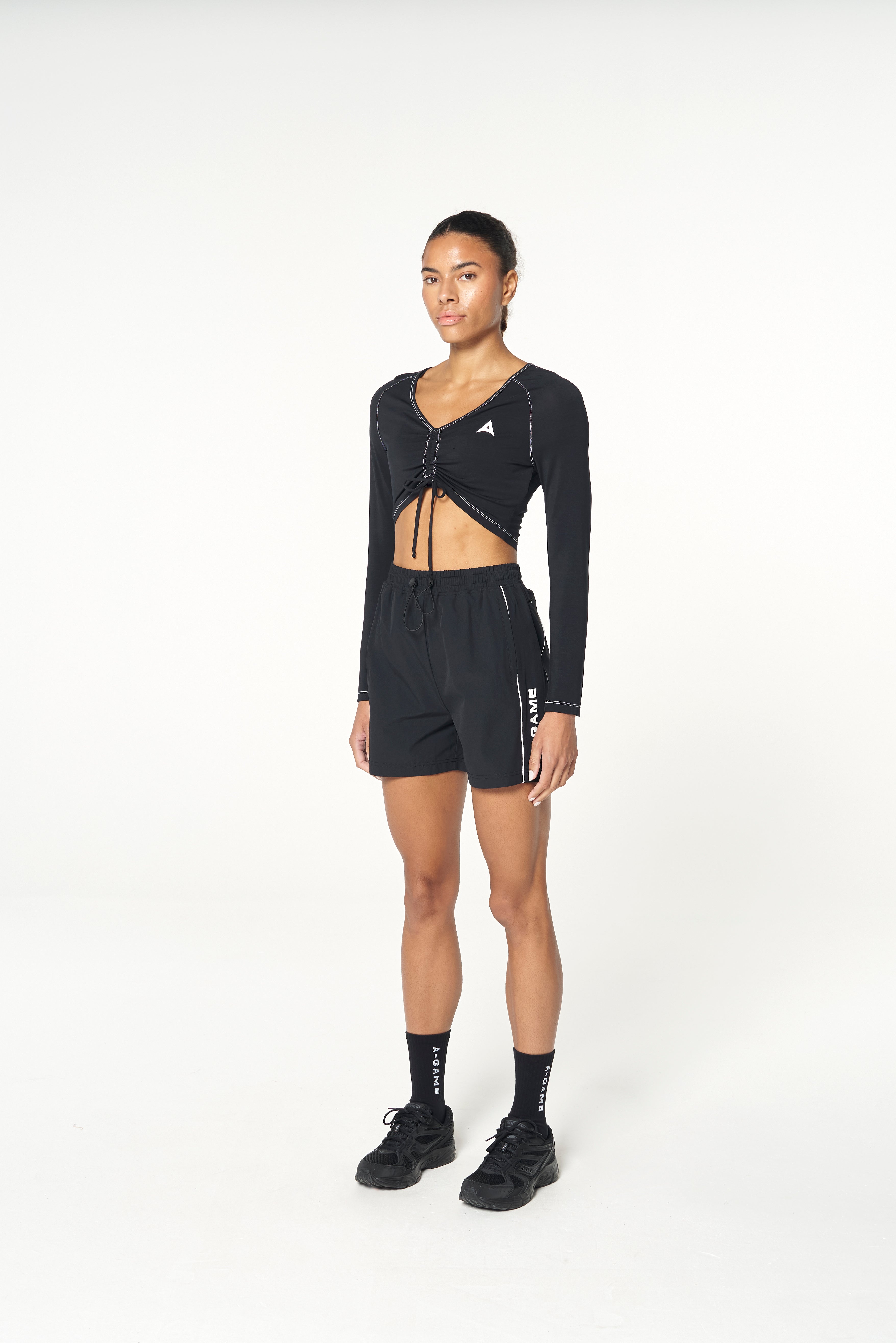 WOMENS LIFEWEAR RUCHED FRONT LONG SLEEVE - BLACK