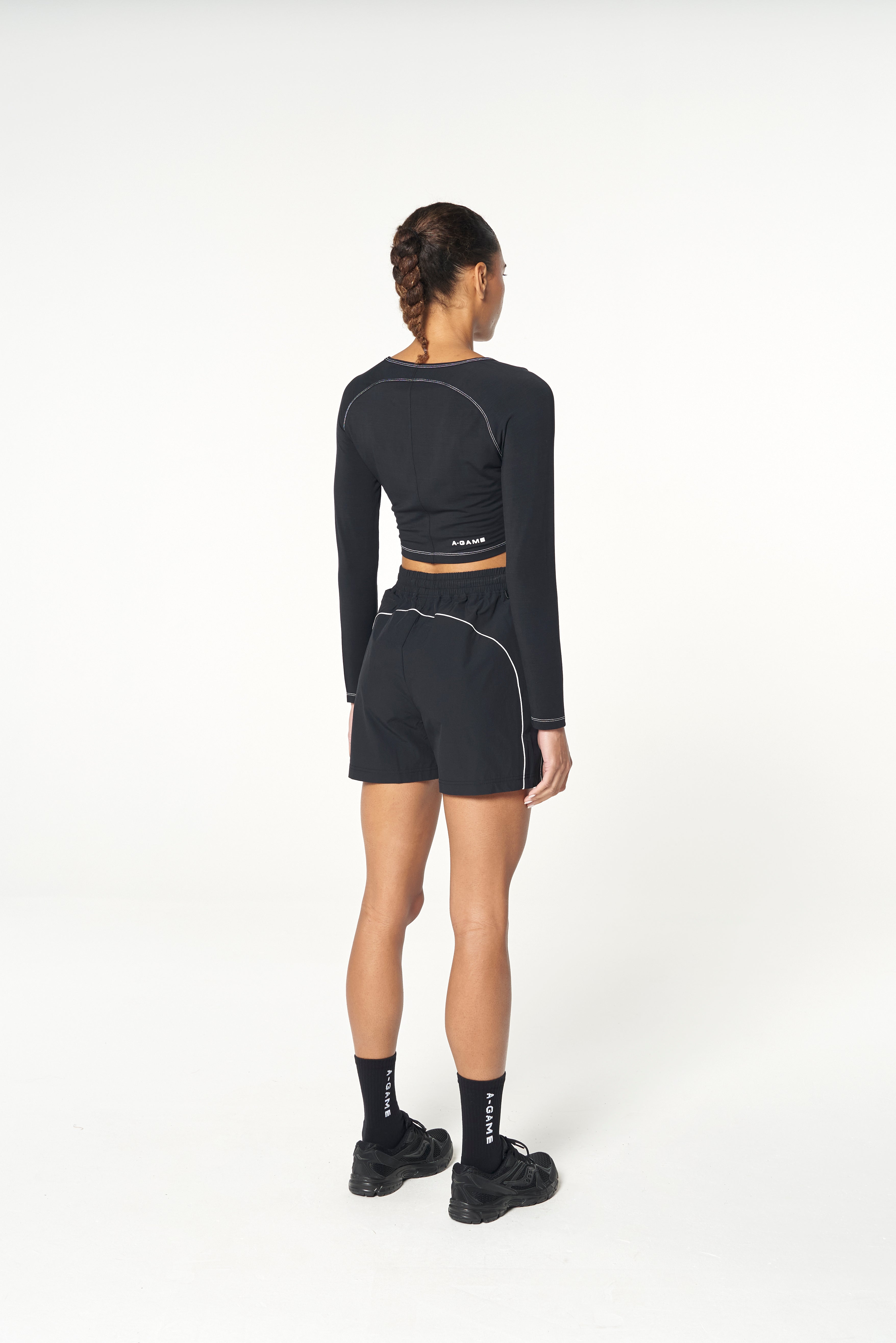 WOMENS LIFEWEAR RUCHED FRONT LONG SLEEVE - BLACK