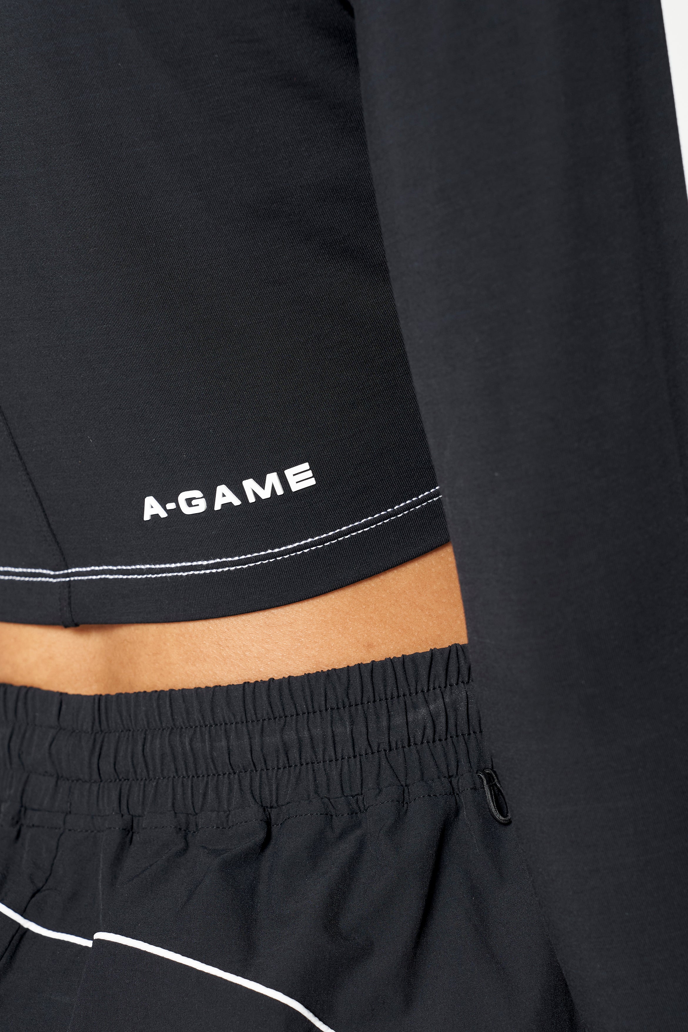 WOMENS LIFEWEAR RUCHED FRONT LONG SLEEVE - BLACK