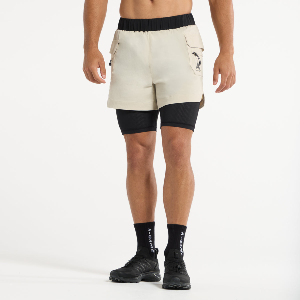 Men's 2-in-1 Cargo Shorts - Beige / Black