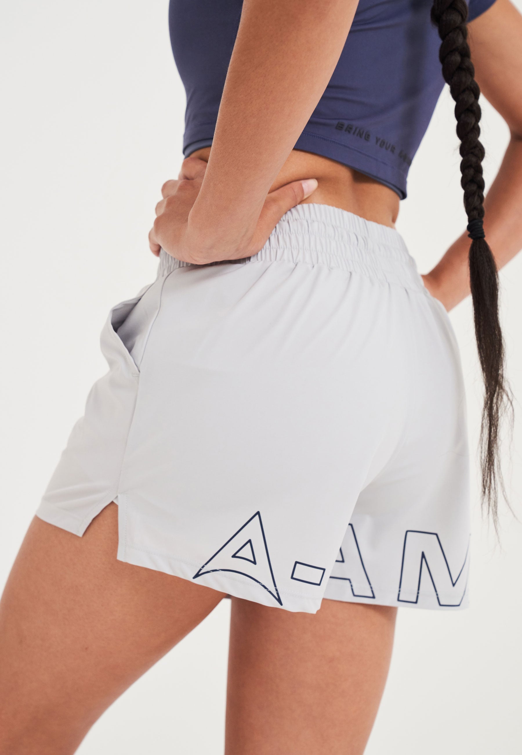 WOMENS A-GAME TRAINING RUNNER SHORTS - GREY