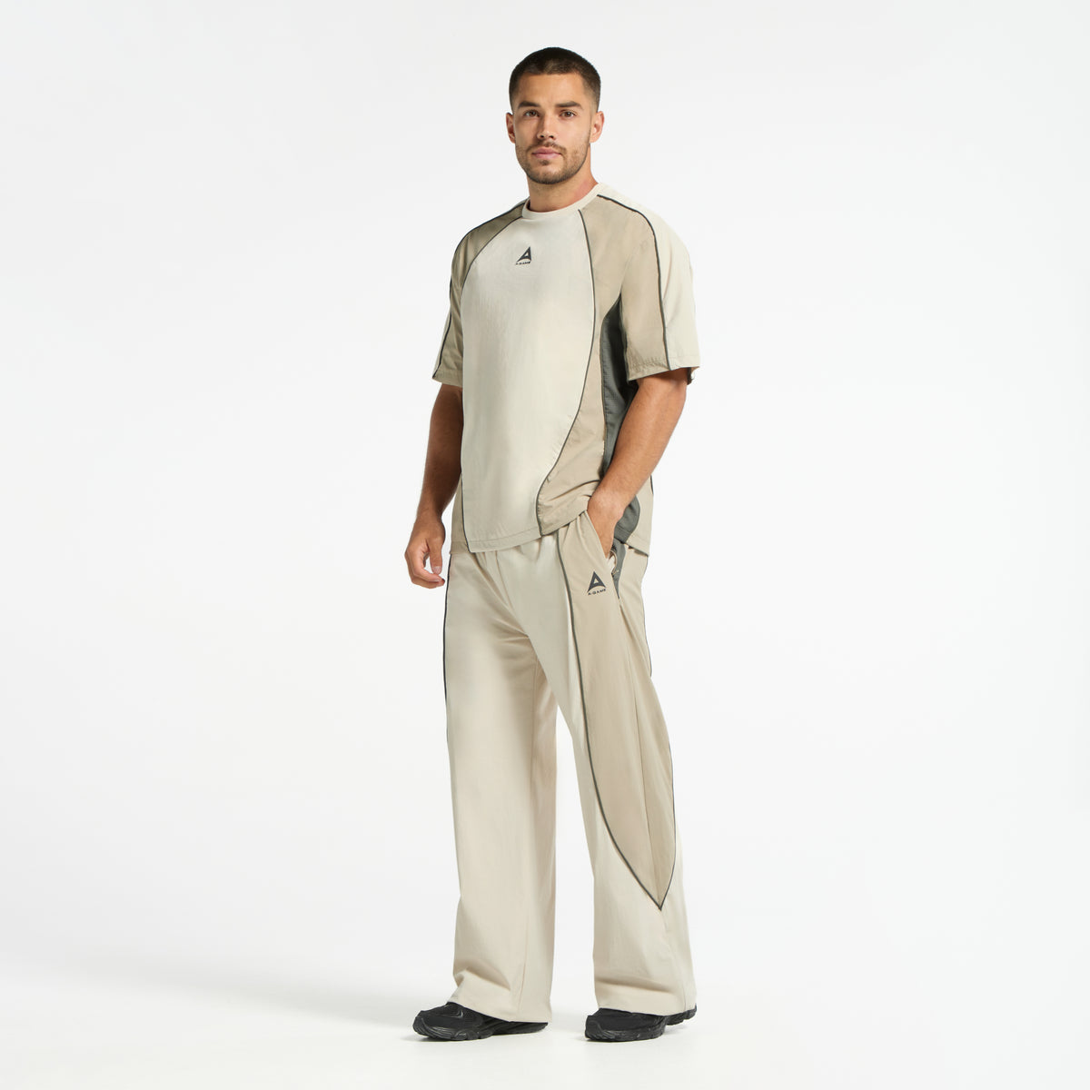 Men's Textured T-Shirt - Beige / Mid Brown