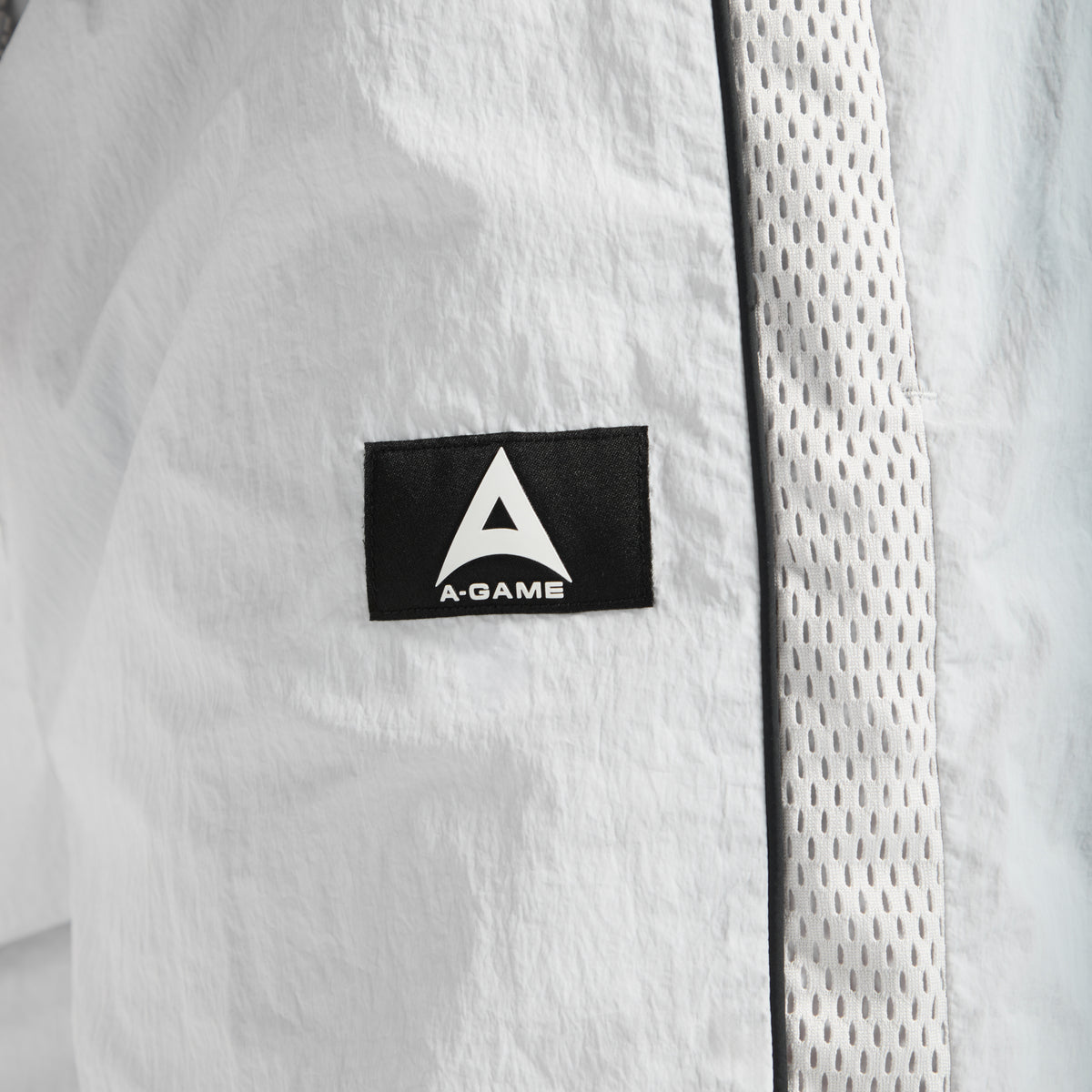 Men's Woven Tech Popper Shorts - Grey