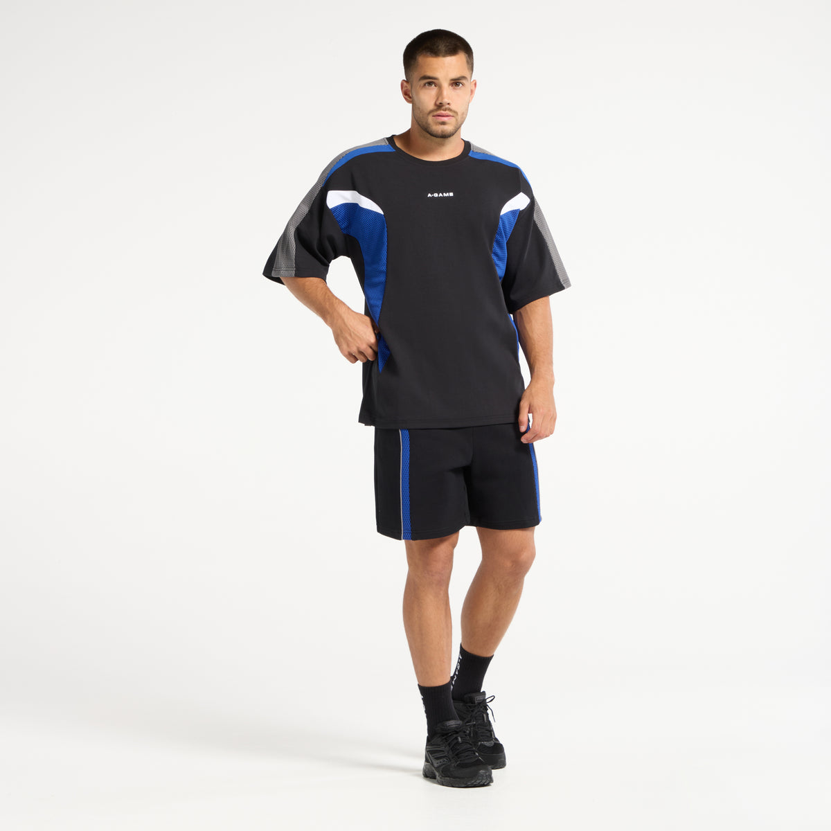 Men's Mesh Panelled Sweat Shorts - Black / Cobalt Blue