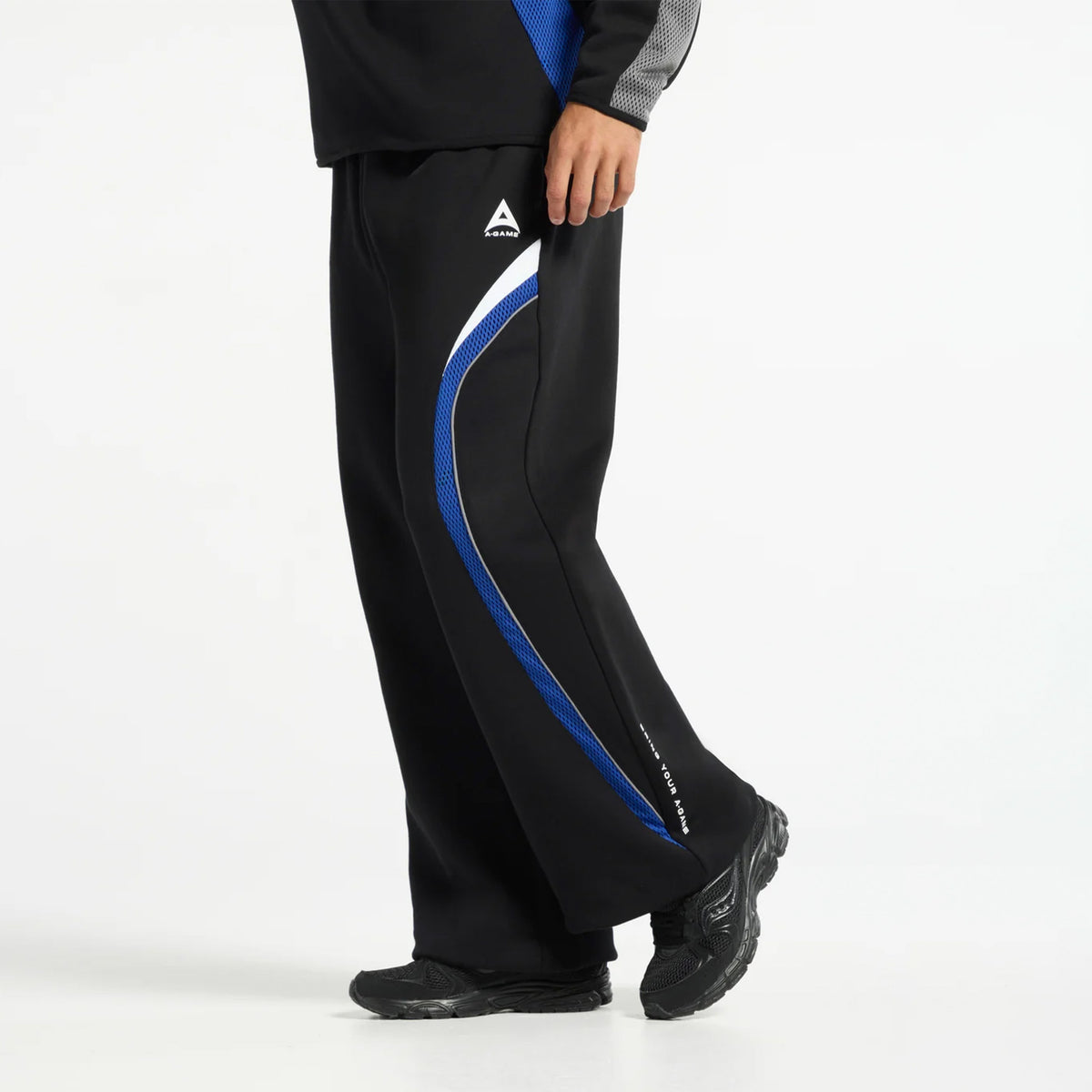 Men's Mesh Panelled Straight Leg Sweat Pants - Black / Cobalt Blue