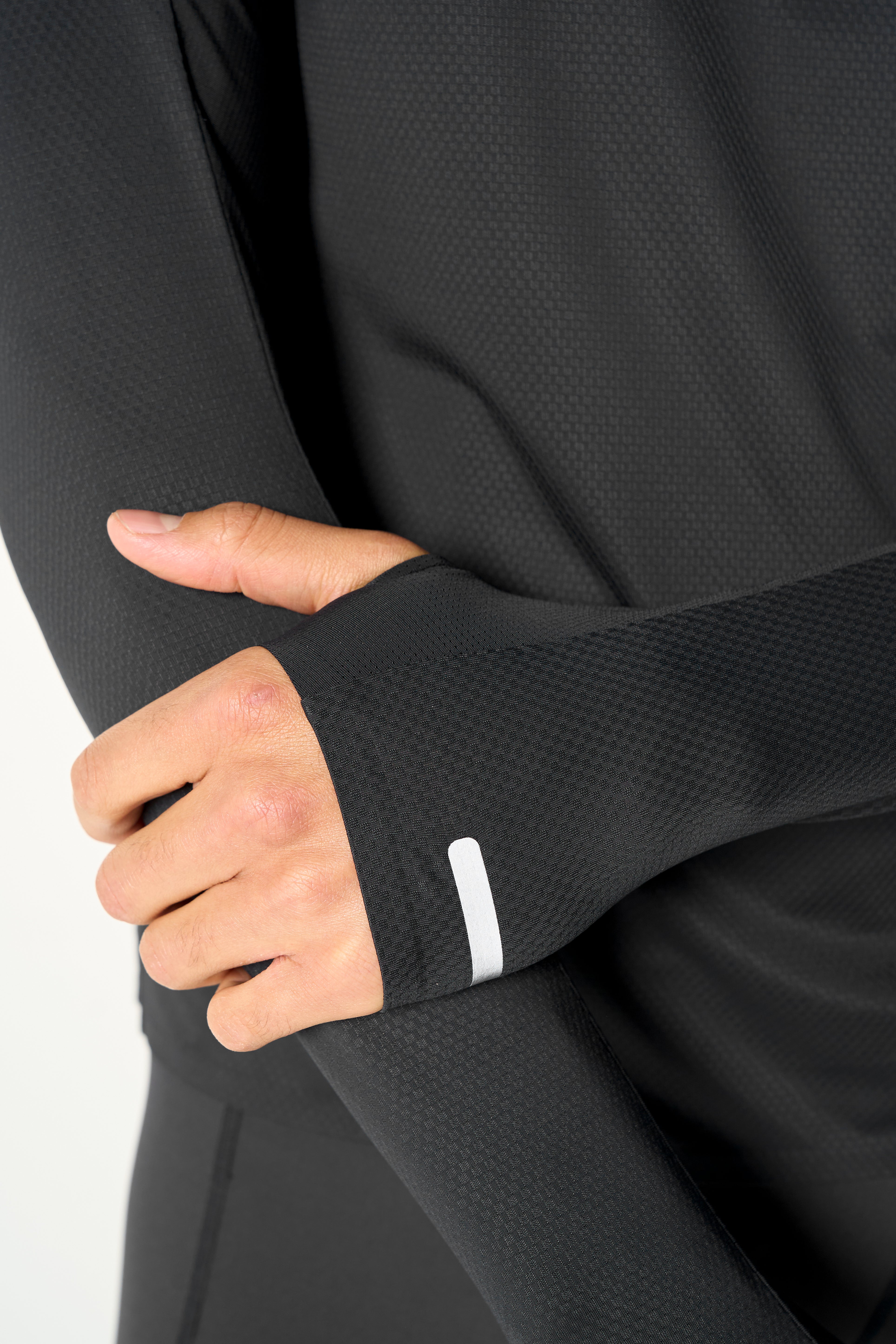 Men's Core Long Sleeve 1/4 Zip - Black