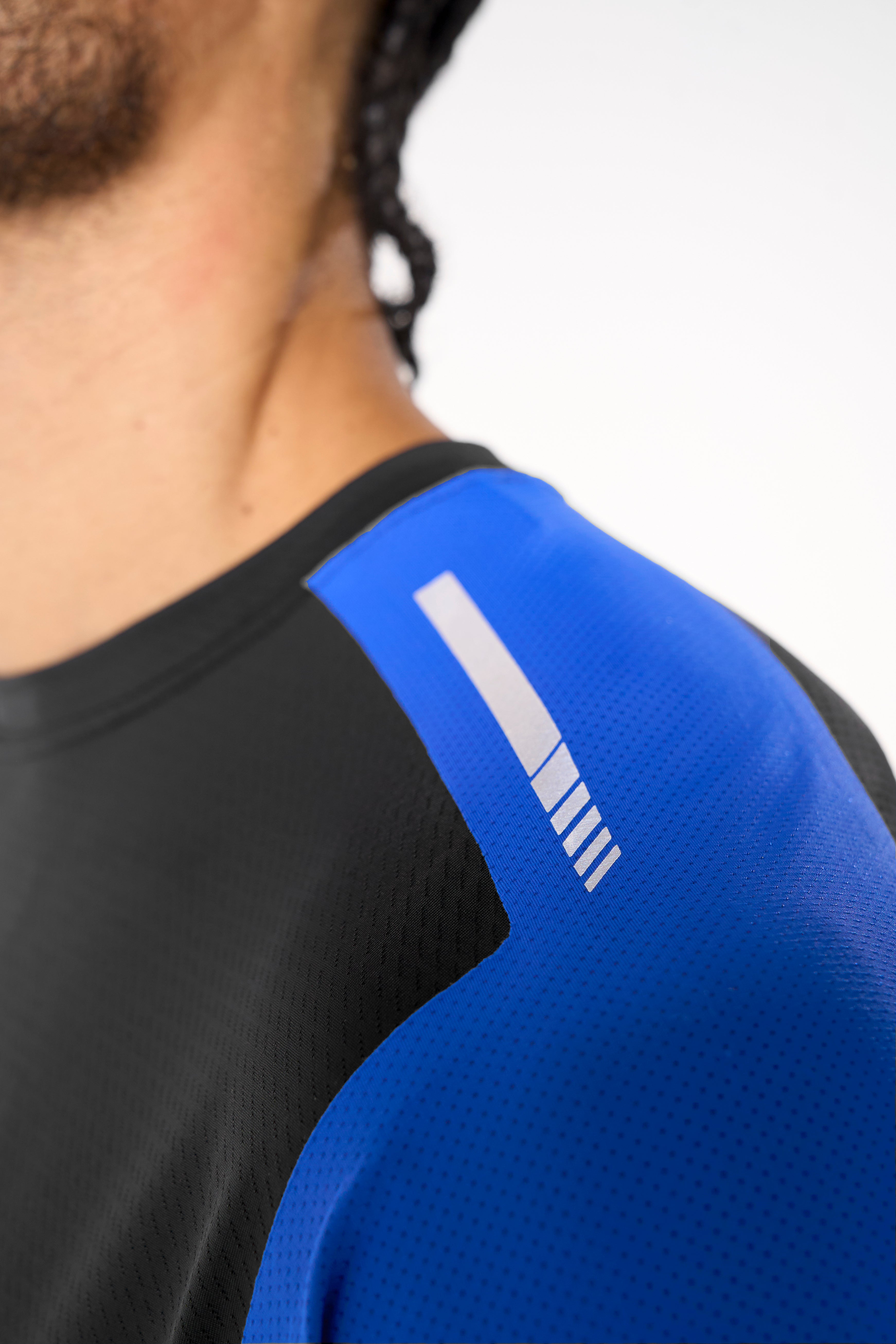 Men's Mesh T-Shirt - Black / Cobalt Blue