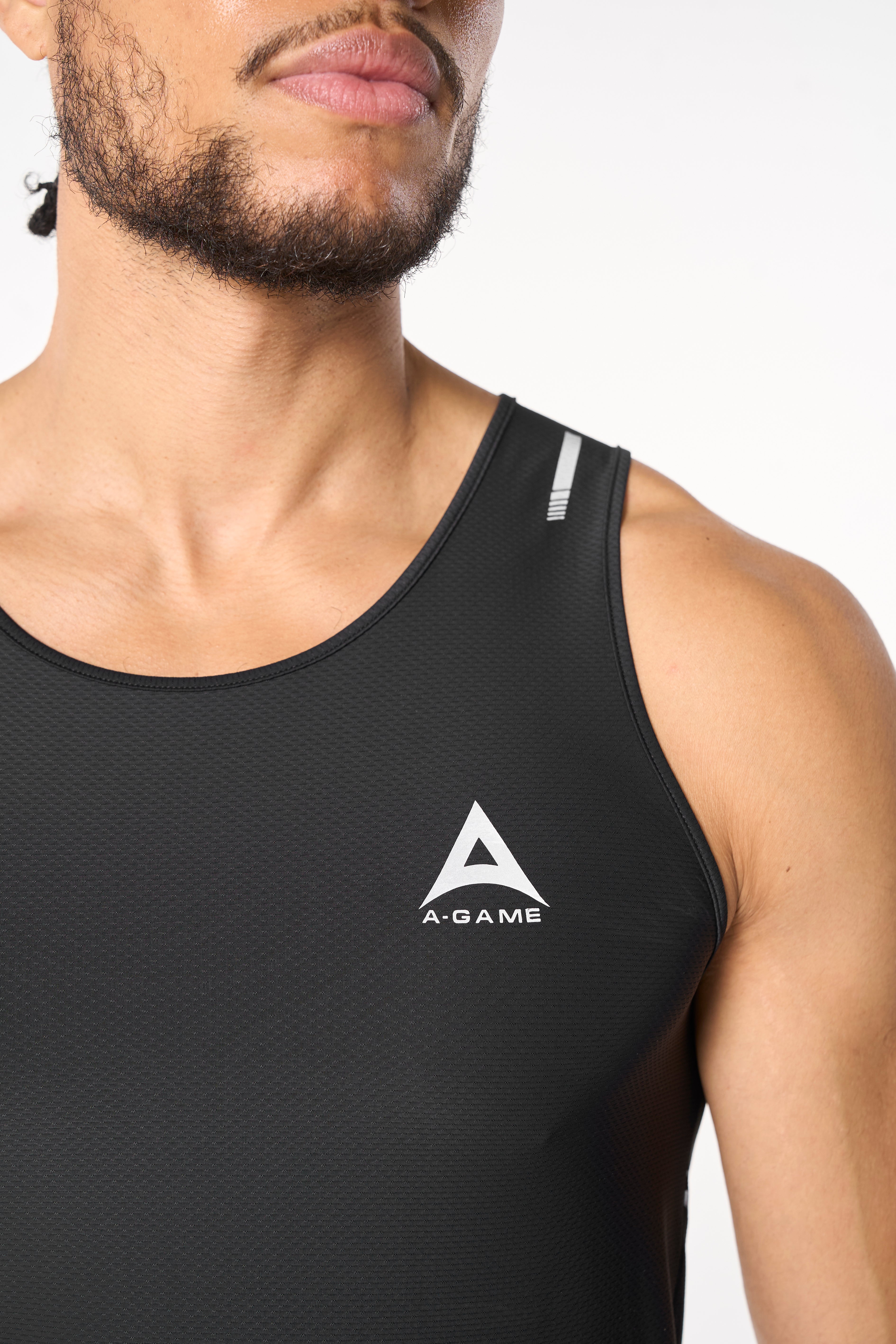 Men's Curved Hem Training Vest - Black