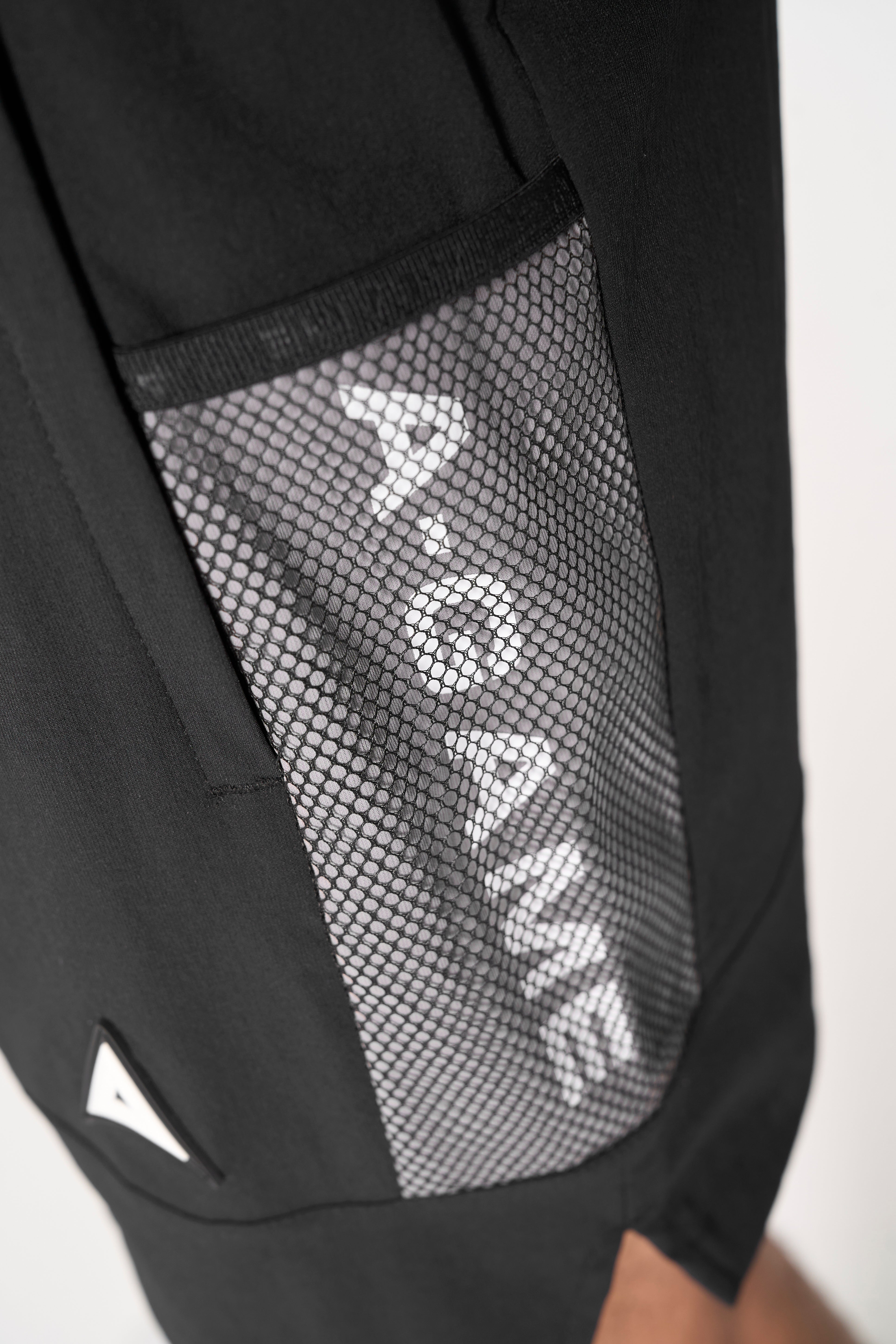 Men's Colour Block Training Shorts - Black / Grey