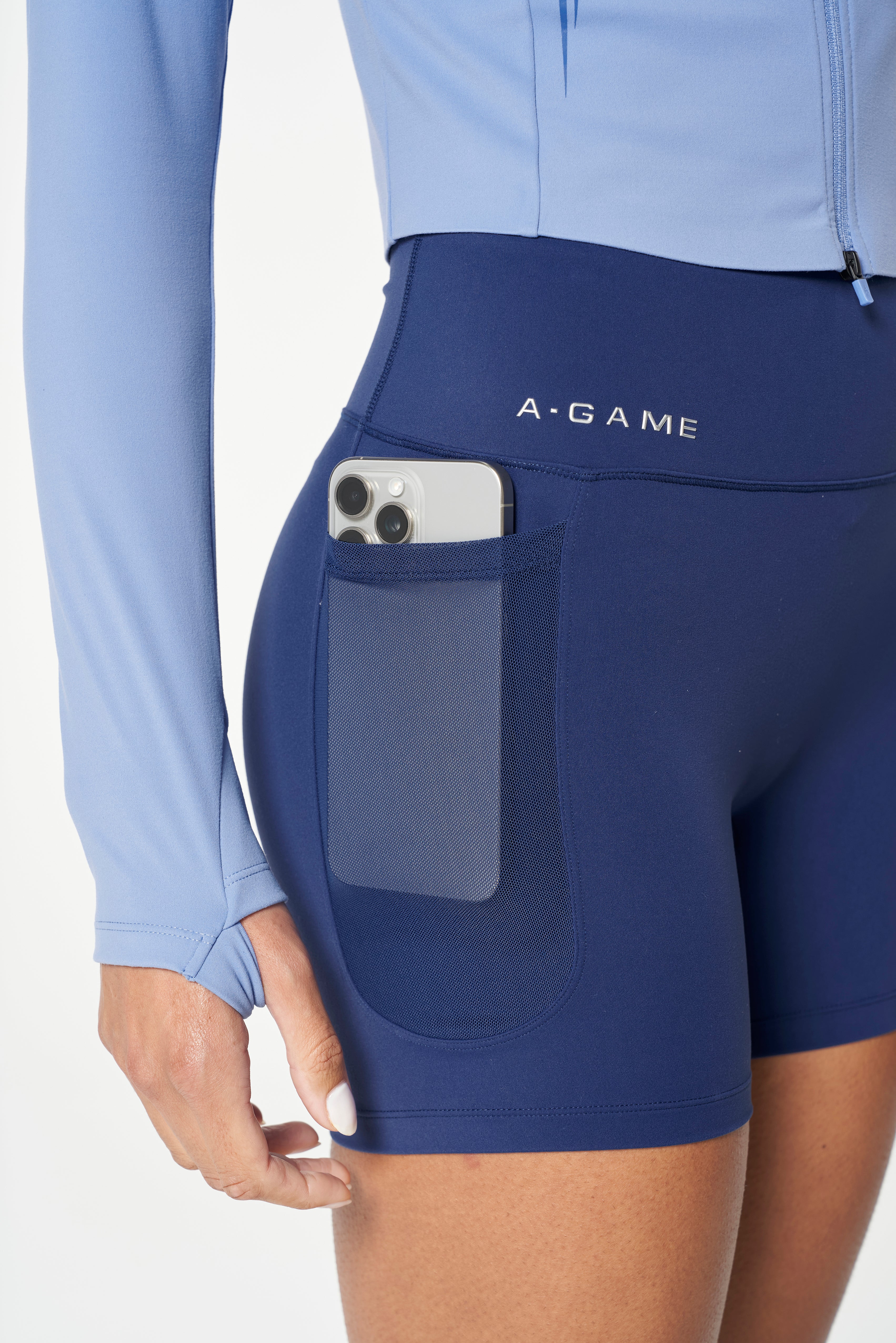 WOMENS TRAINING SHORTS - NAVY