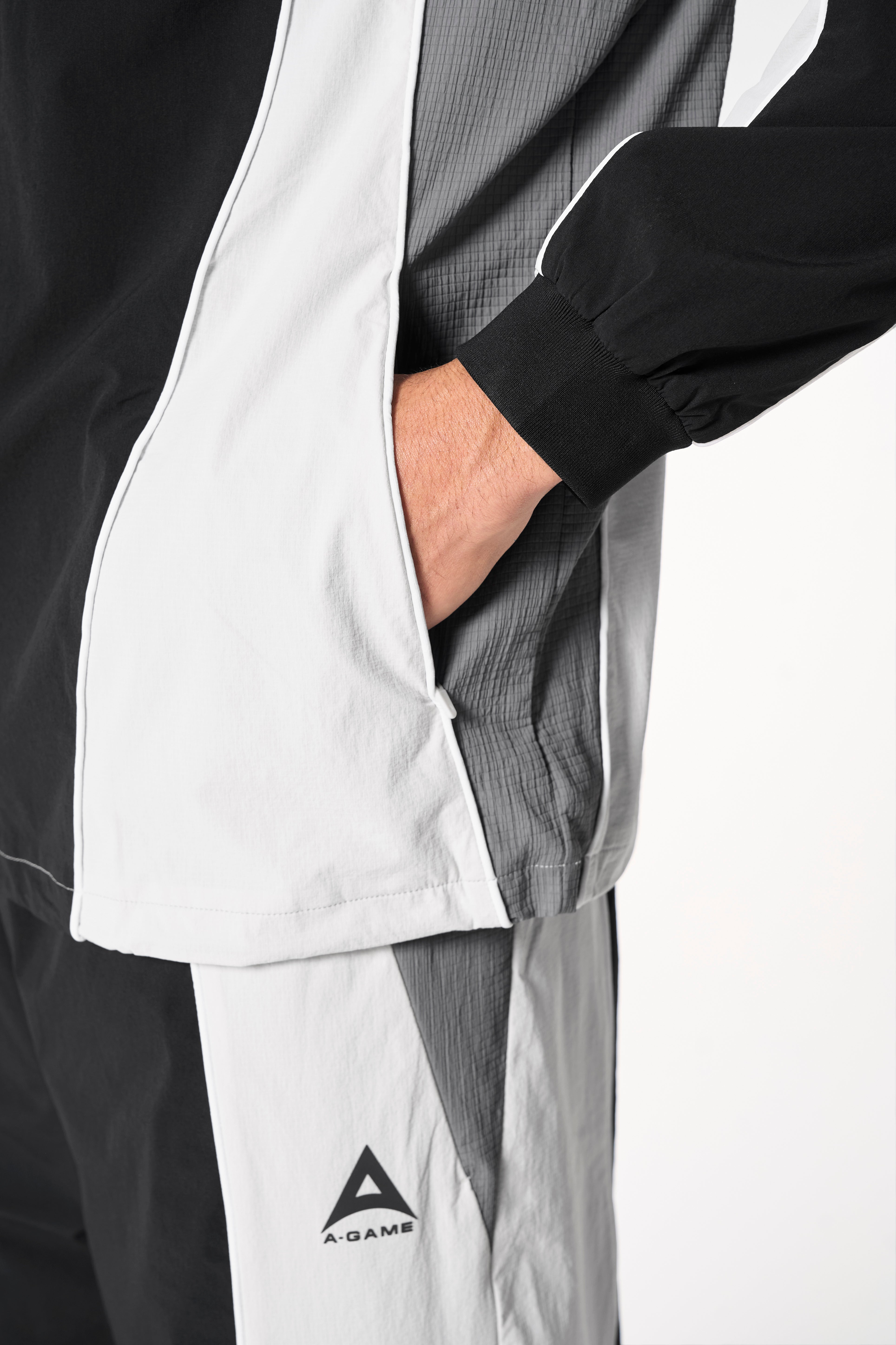 Men's Textured Track Pants - Black / Light Grey