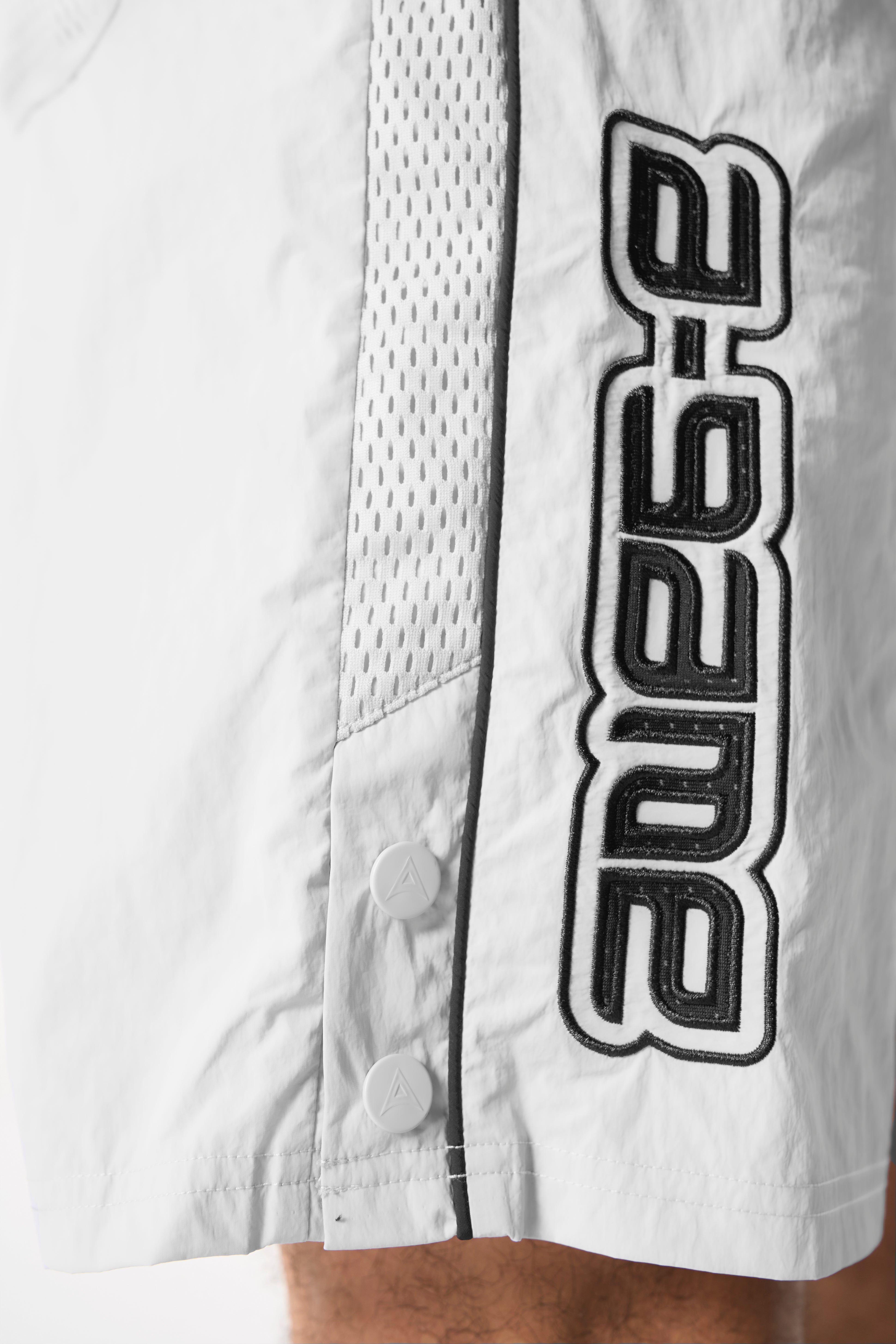 Men's Woven Tech Popper Shorts - Grey