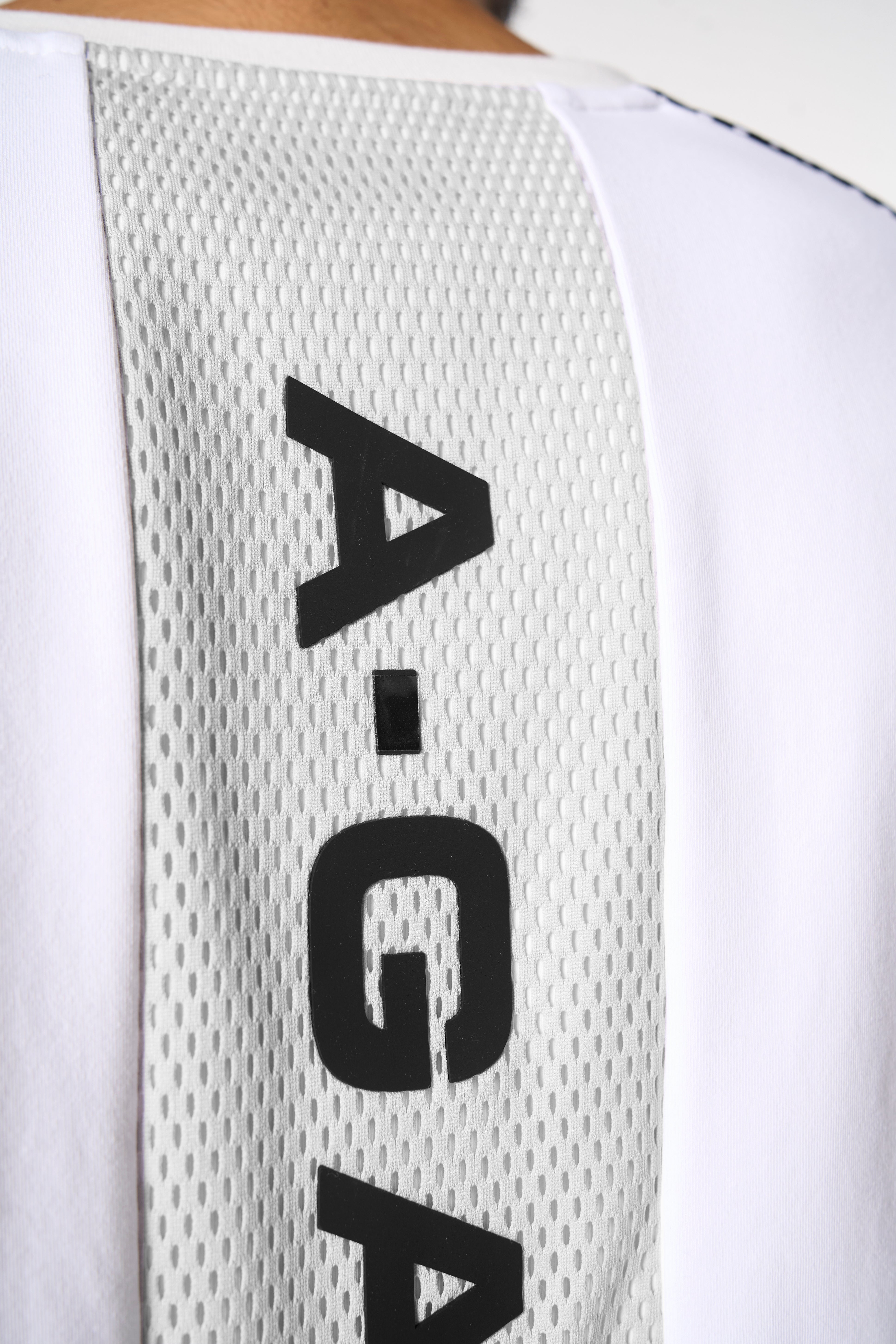 MENS LIFEWEAR PANELLED MESH SPORT T-SHIRT - WHITE / CHARCOAL