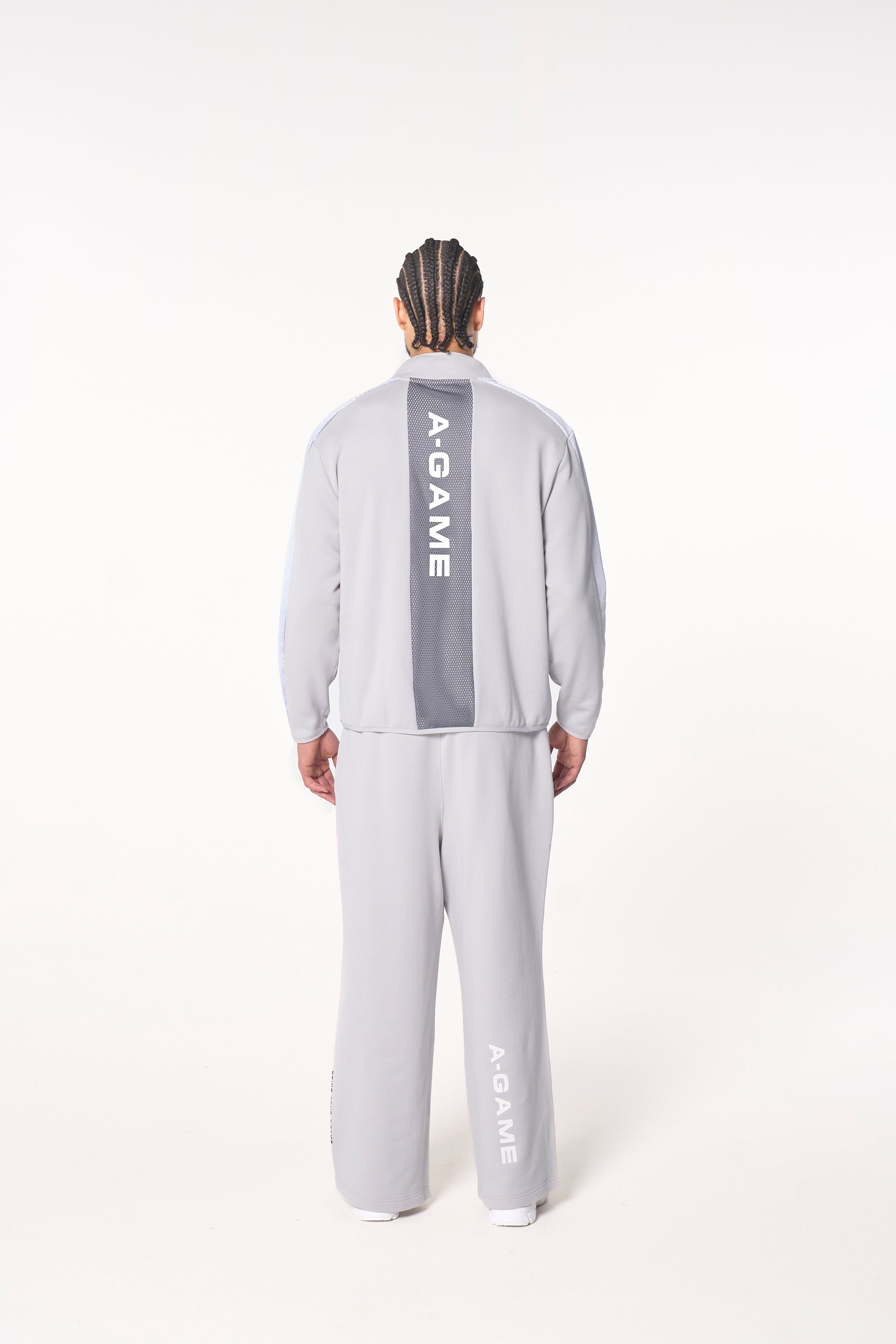 MENS LIFEWEAR PANELLED MESH SPORT HALF ZIP - GREY / BLACK