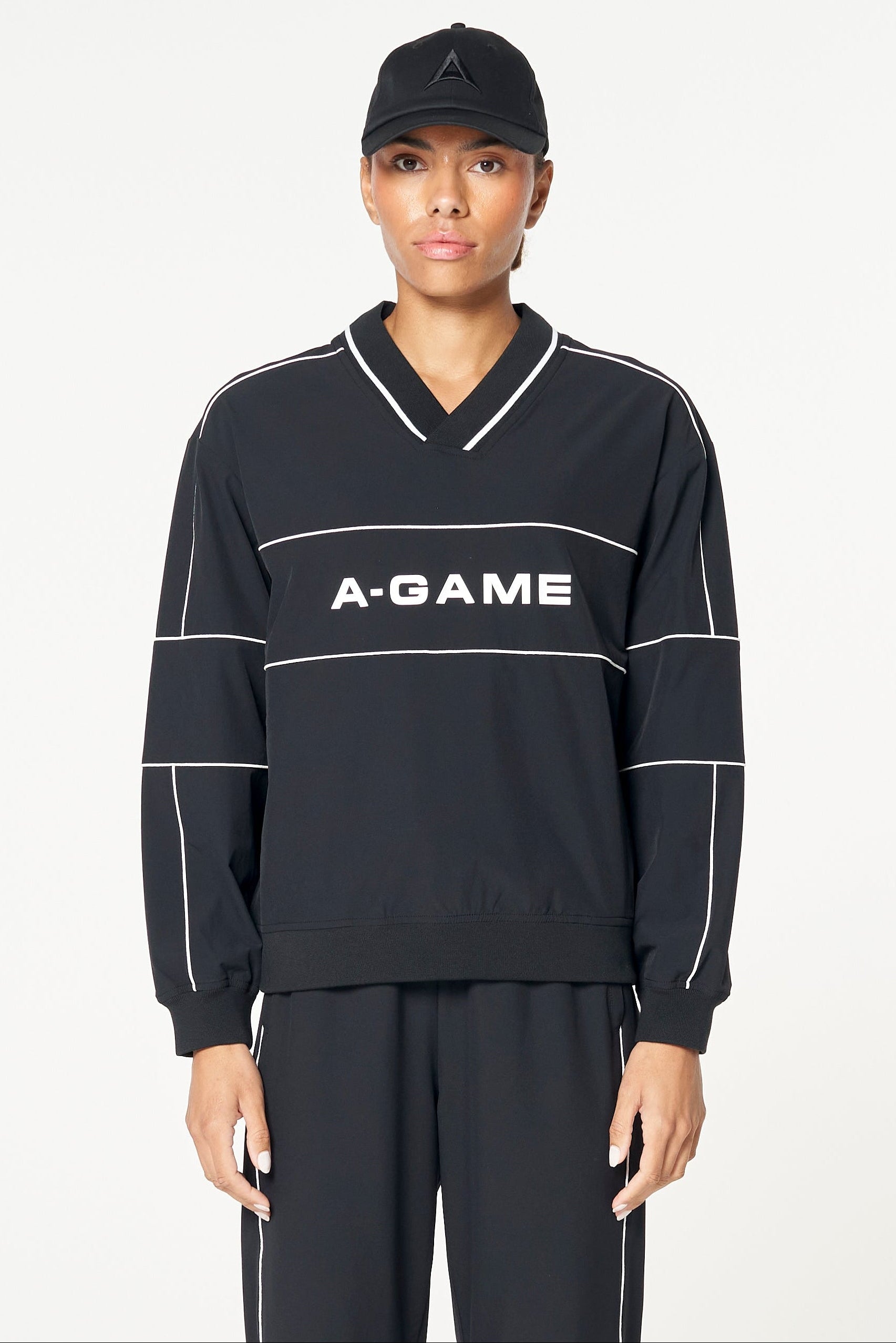 WOMENS LIFEWEAR WOVEN PULLOVER - BLACK