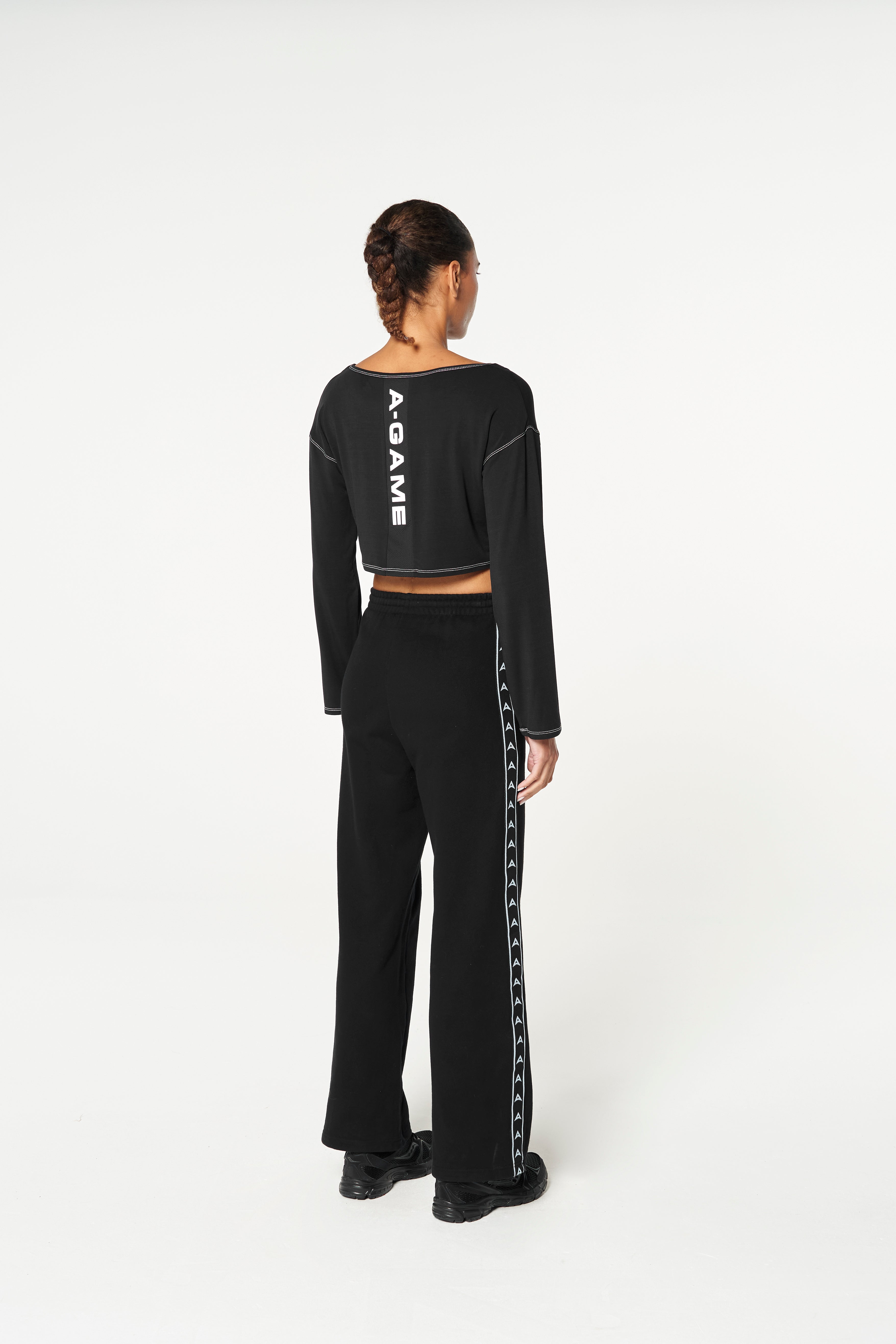 Women's Wide Sleeve Sweater - Black