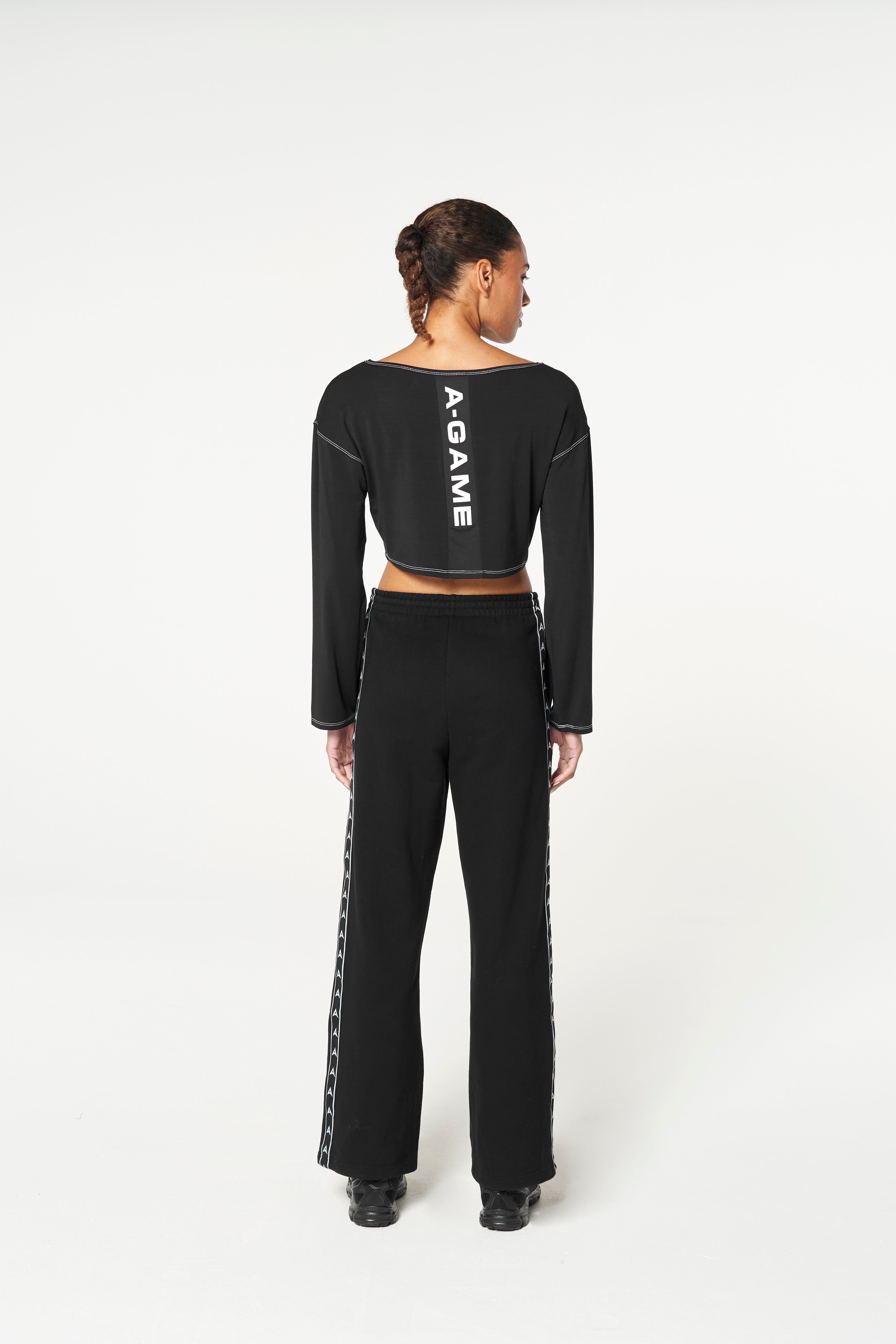 Women's Wide Sleeve Sweater - Black