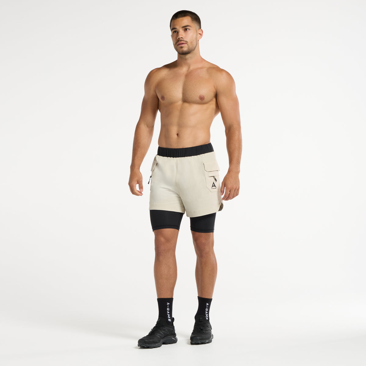 Men's 2-in-1 Cargo Shorts - Beige / Black