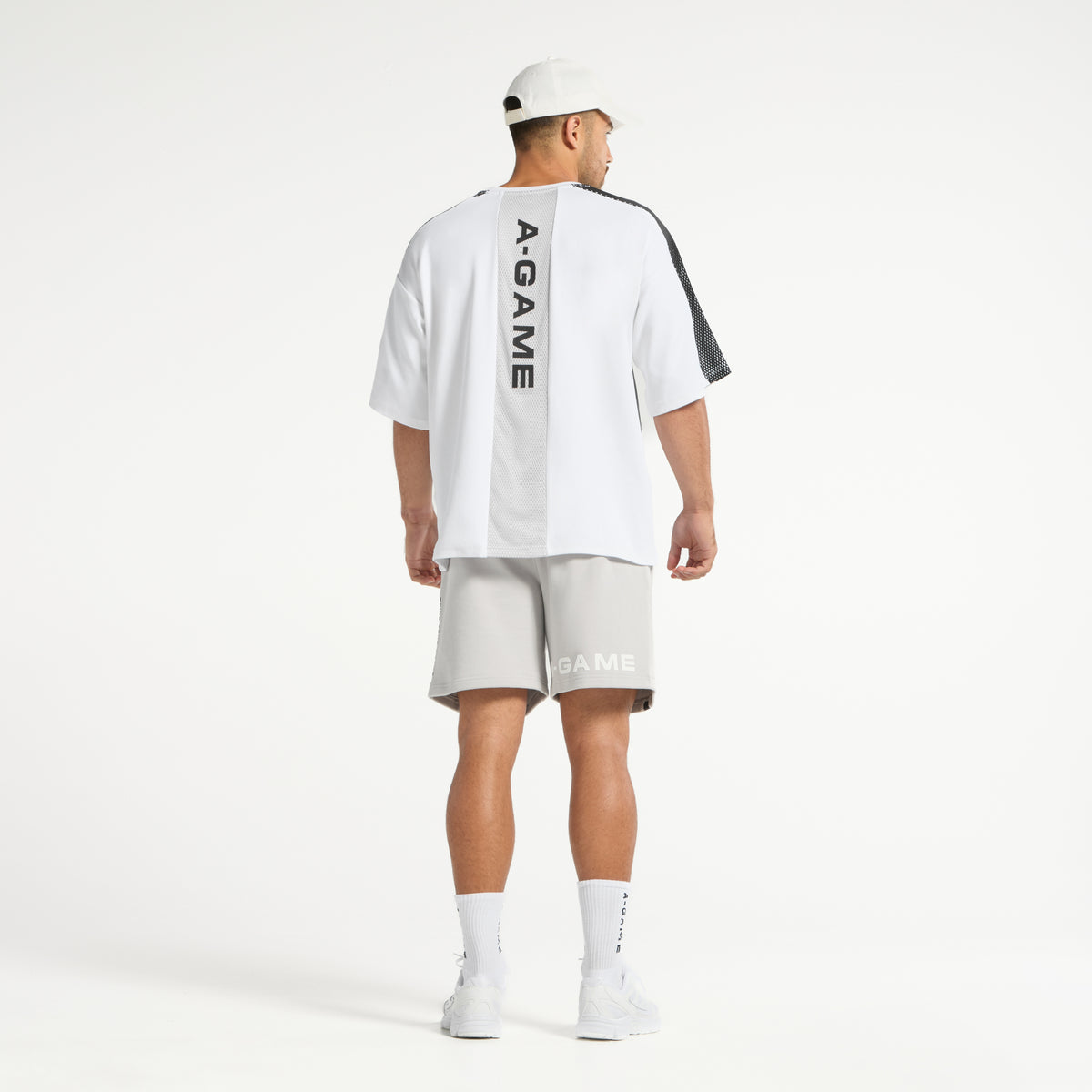 Men's Panelled Mesh Sport T-Shirt - White / Charcoal