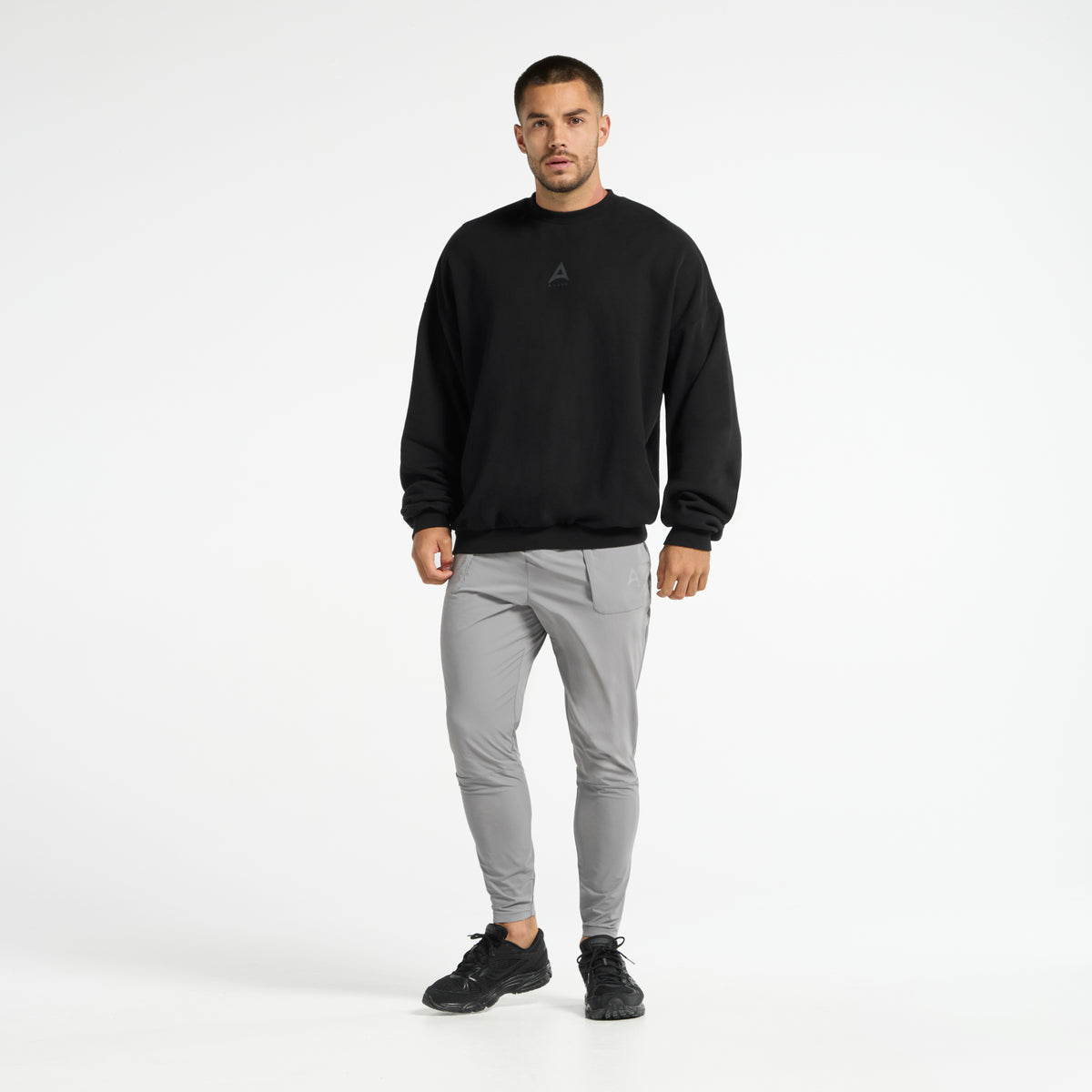 Men's Relaxed Sweatshirt - Black
