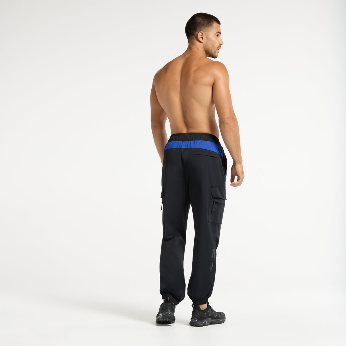 Men's Cargo Zip Pants - Black / Cobalt Blue