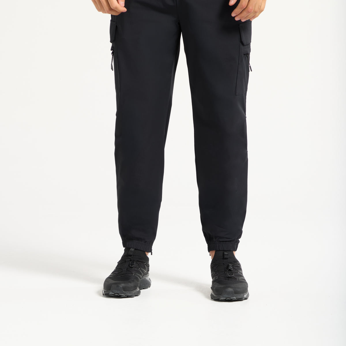 Men's Cargo Zip Pants - Black / Cobalt Blue