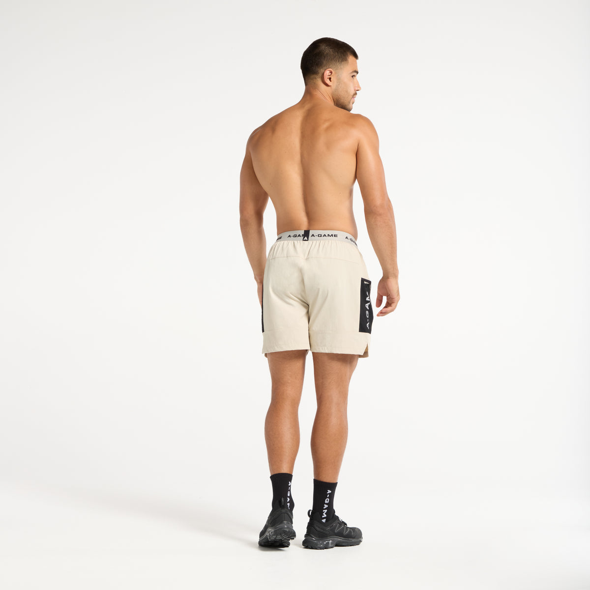 Men's Colour Block Training Shorts - Beige / Black