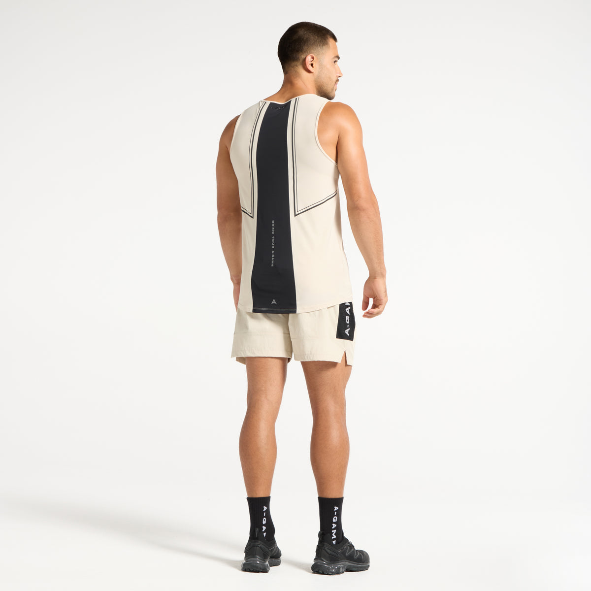 Men's Curved Hem Training Vest - Beige