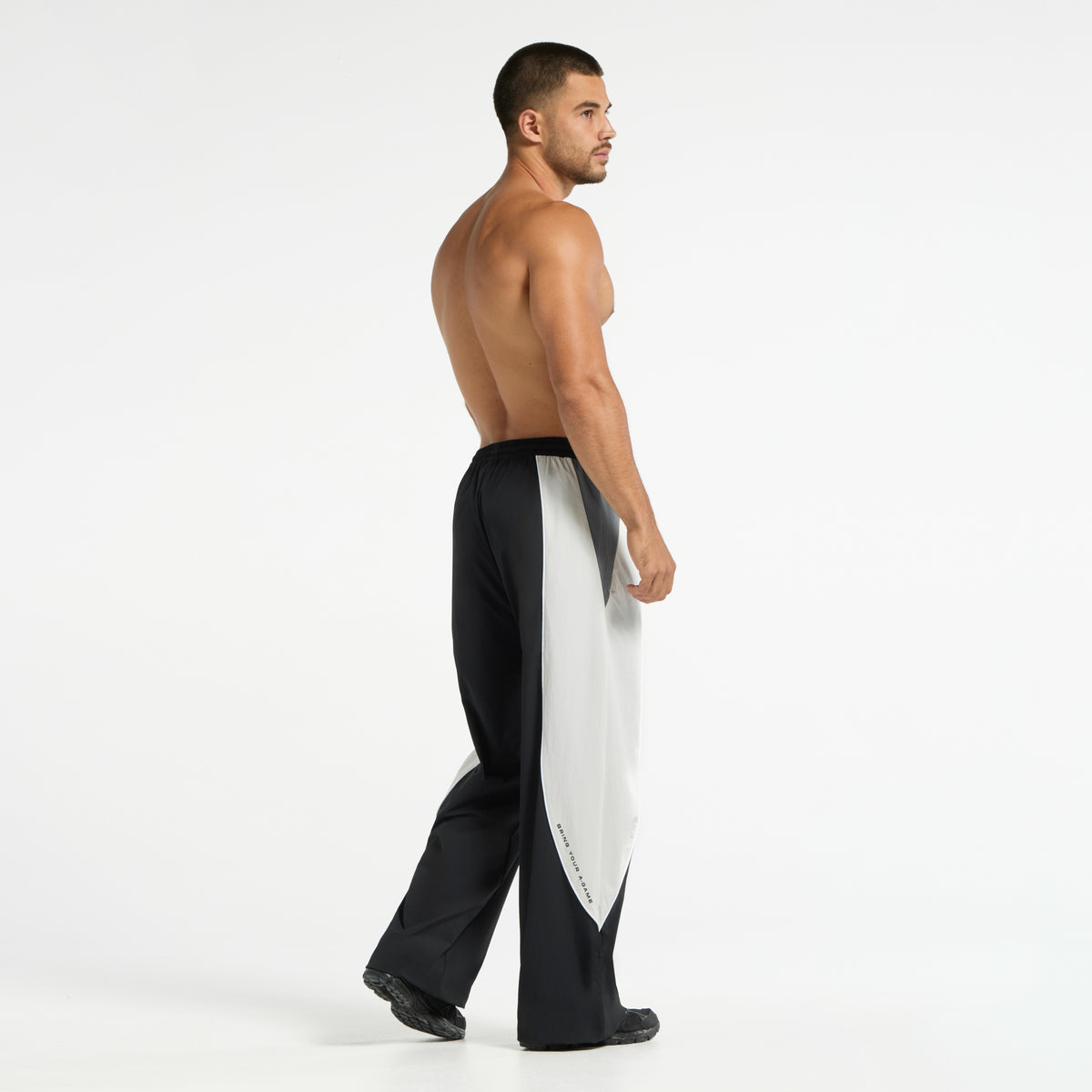 Men's Textured Track Pants - Black / Light Grey