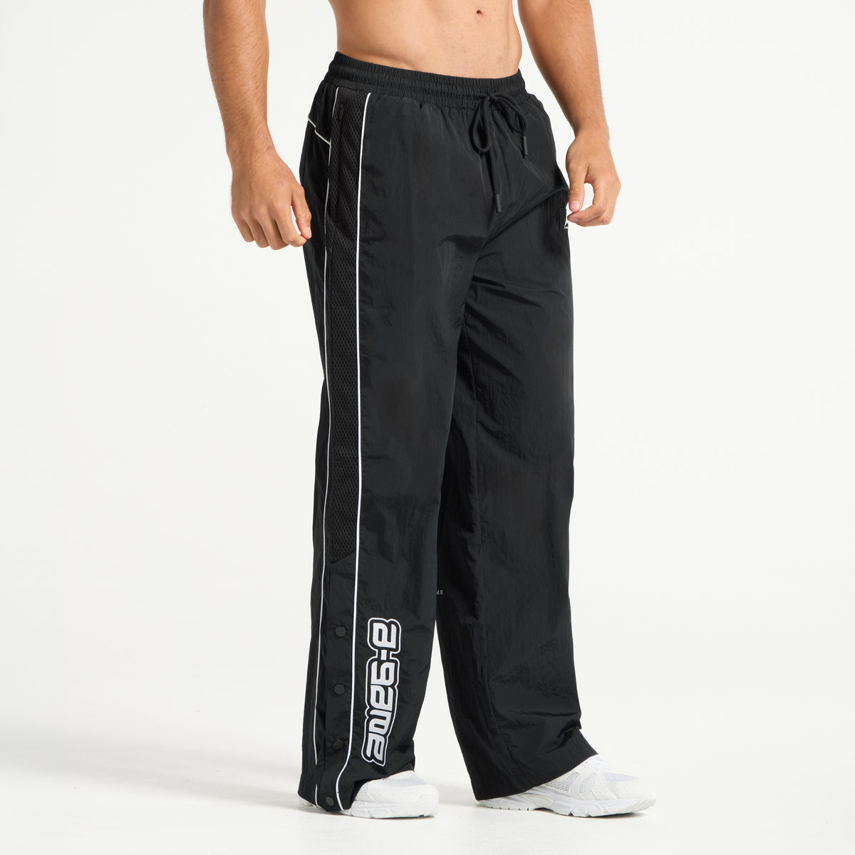 Men's Woven Tech Popper Pants - Black