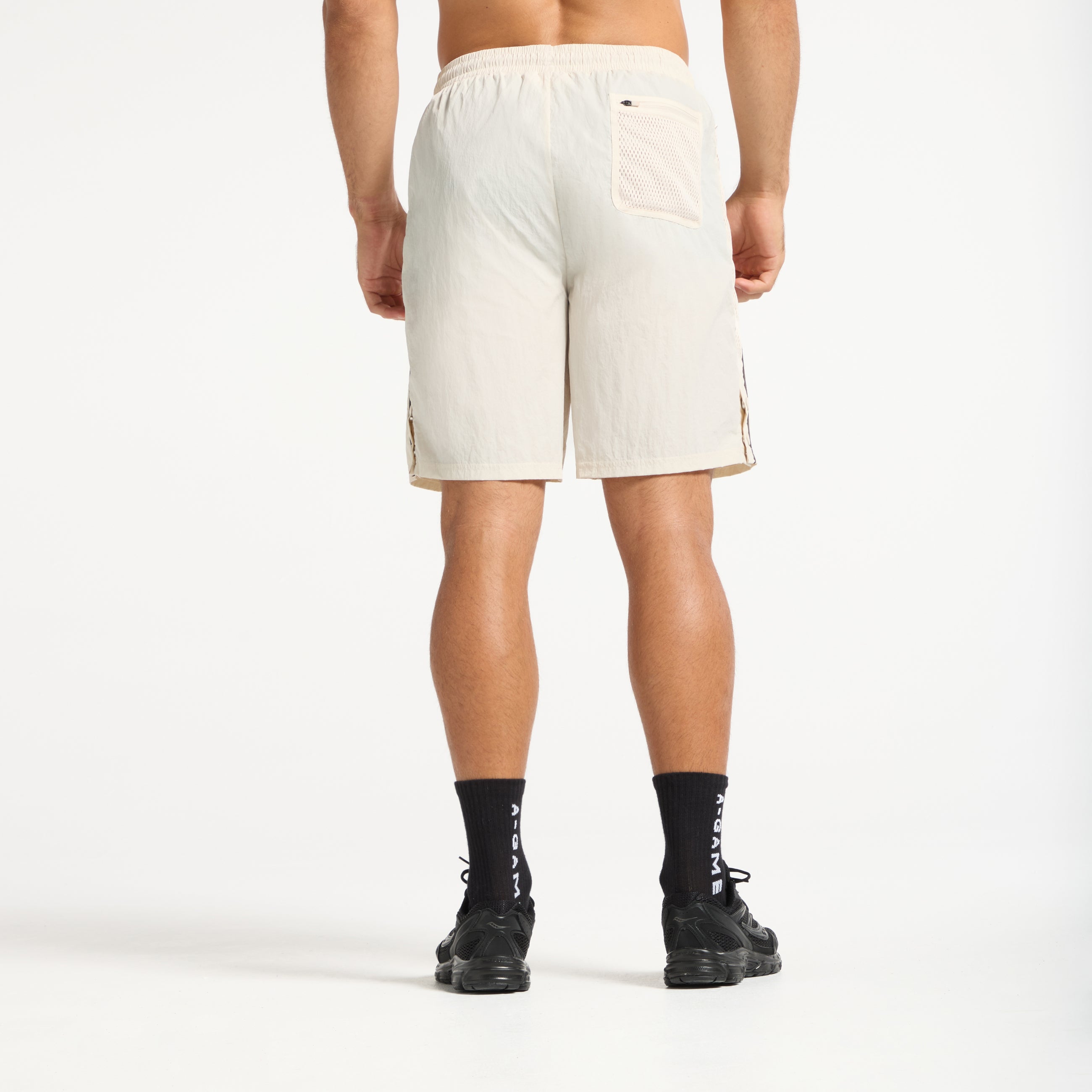 Men's Woven Tech Popper Shorts - Beige