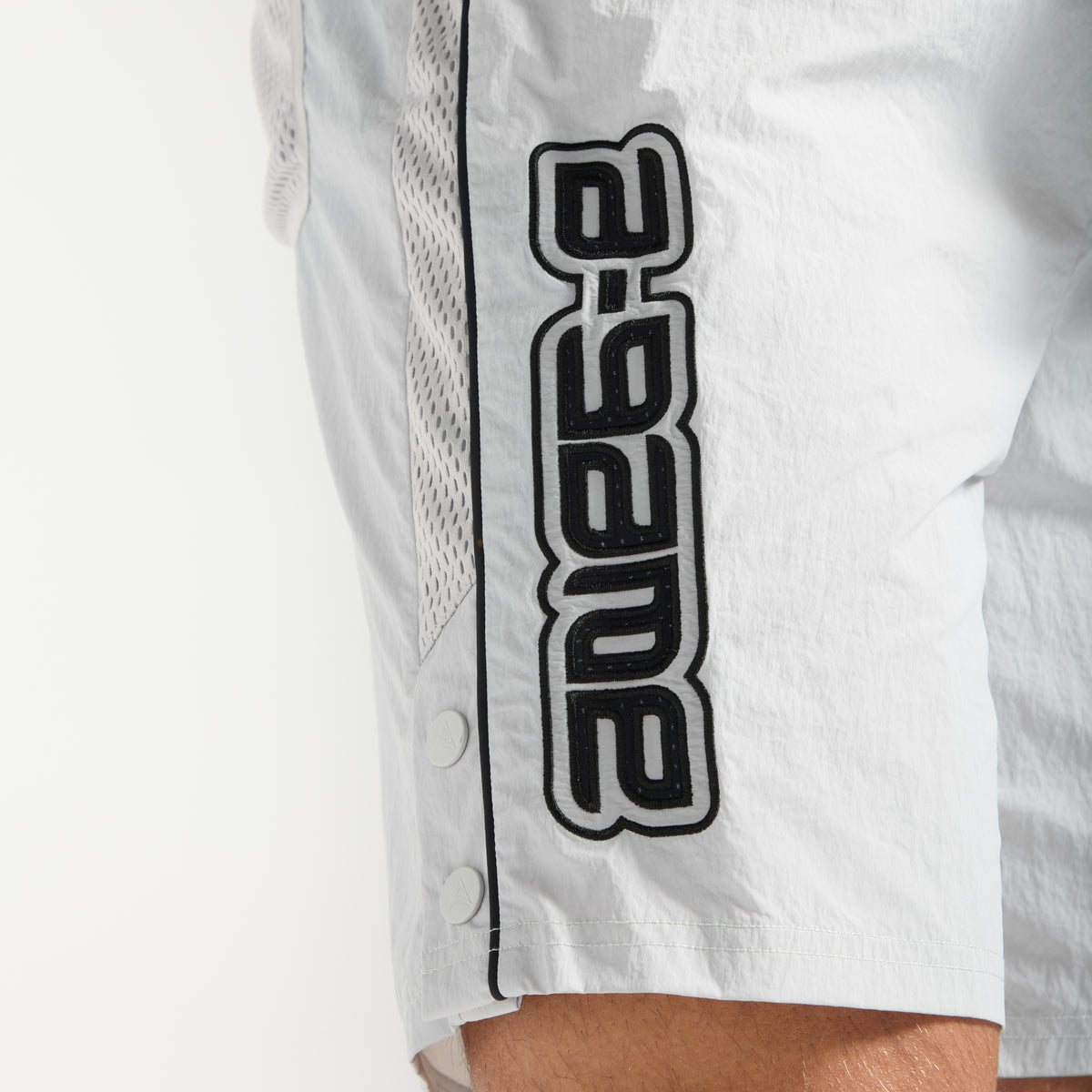 Men's Woven Tech Popper Shorts - Grey