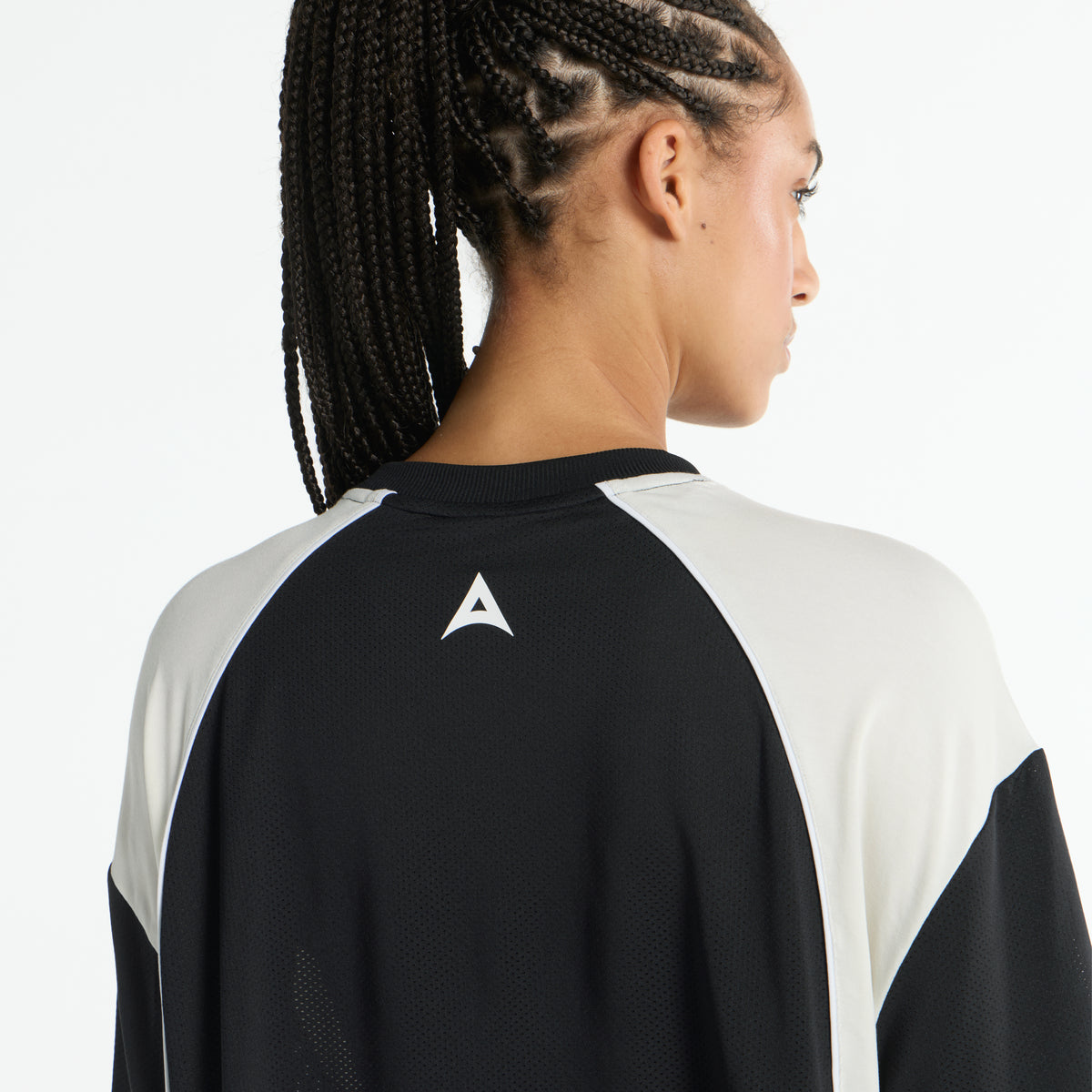 Women's Cropped Mesh Panel T-Shirt - Black