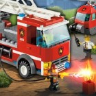 Играть Лего Пожарные онлайн 